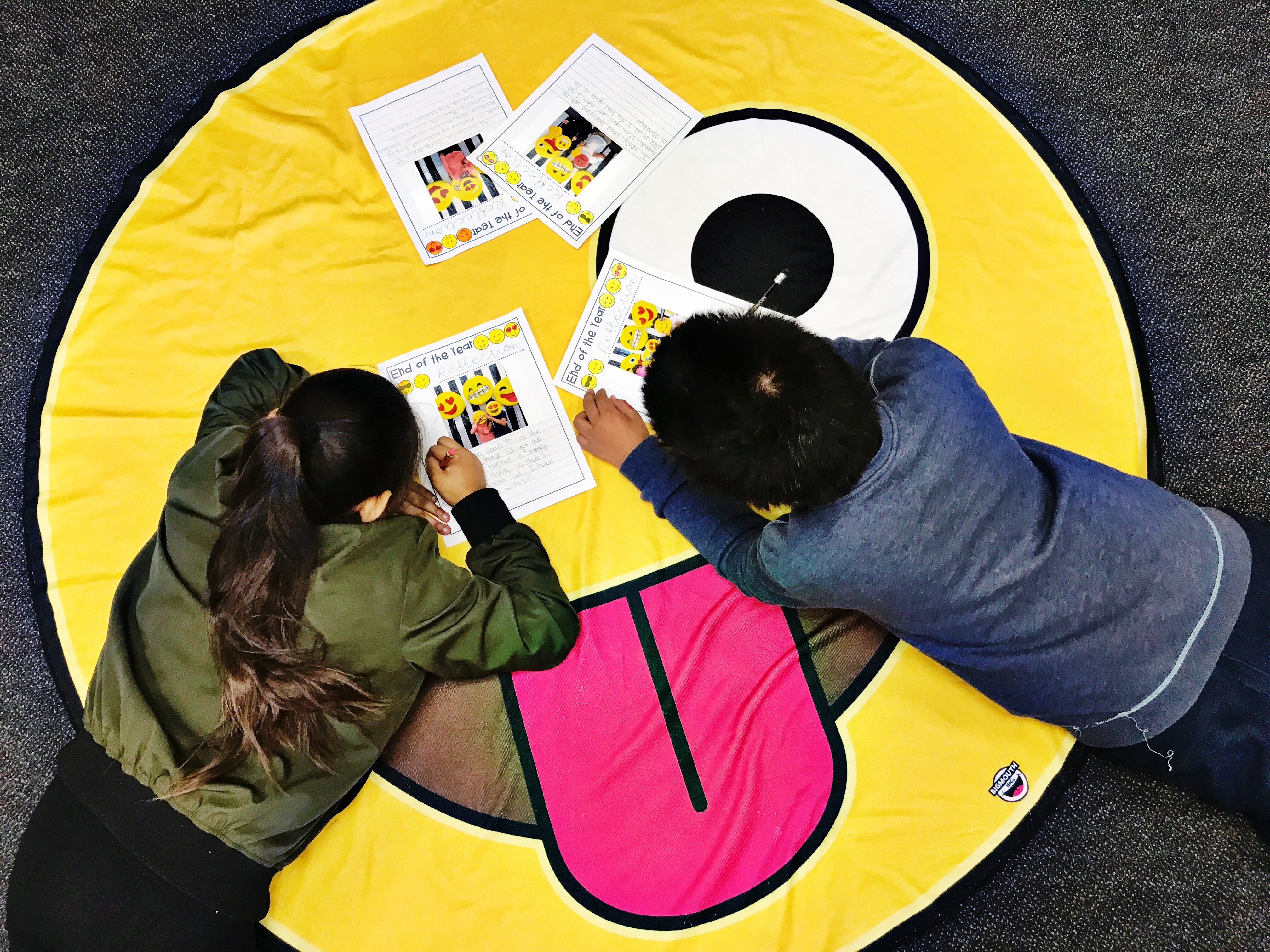 emoji end of the year reflection
