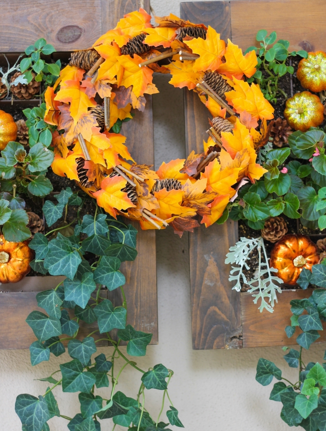 Rustic Fall Leaf Wreath