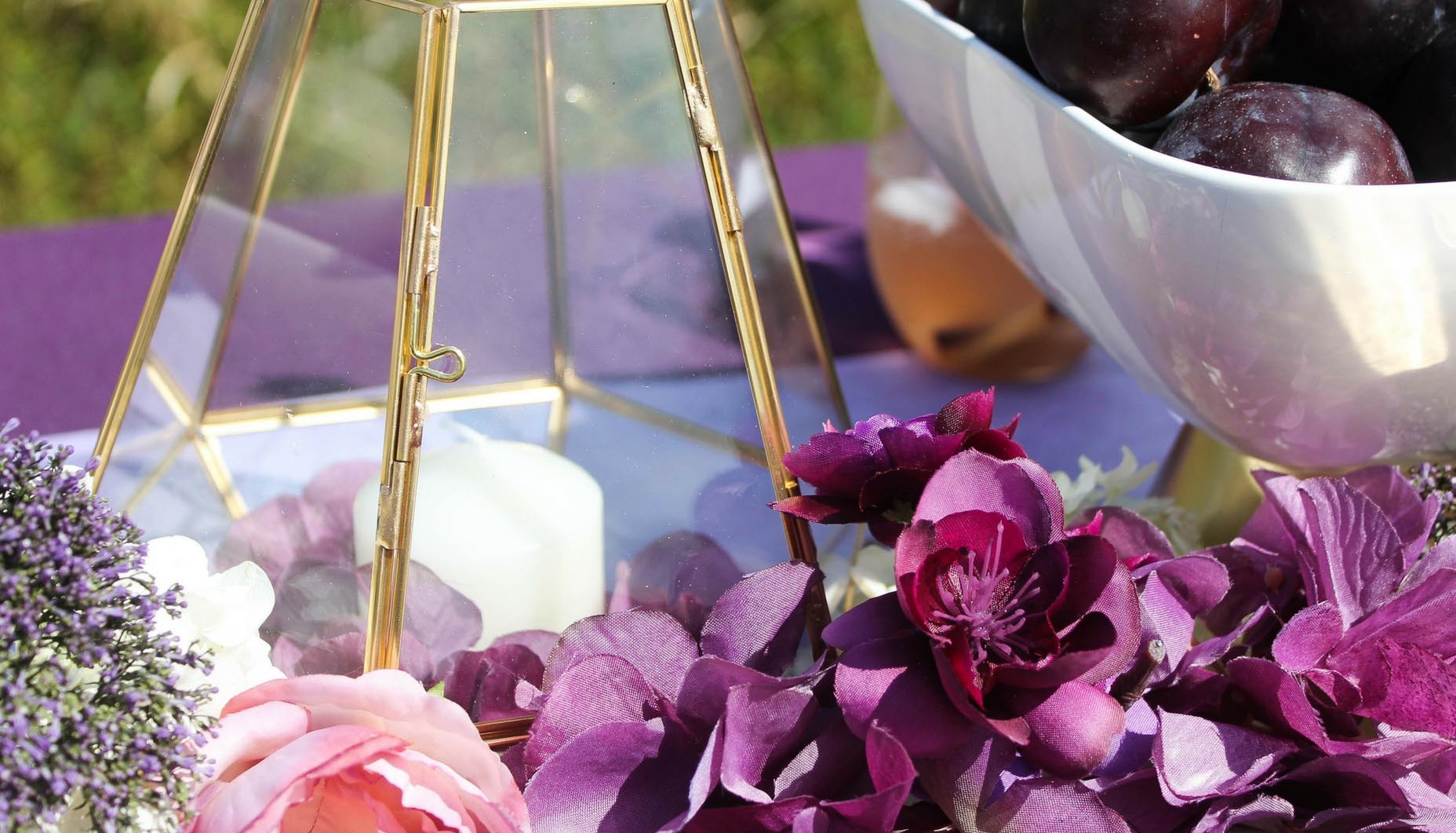 Plum Wedding Tablescape