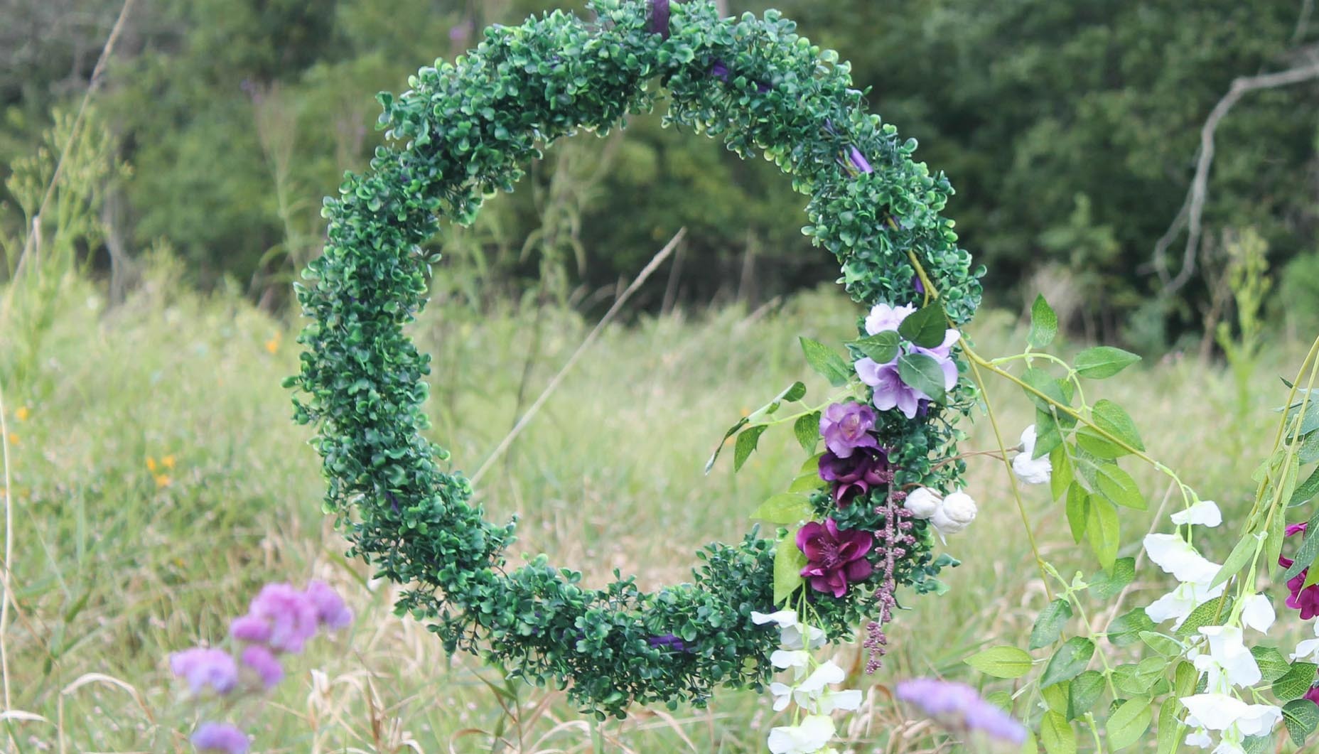 Plum Wedding Tablescape