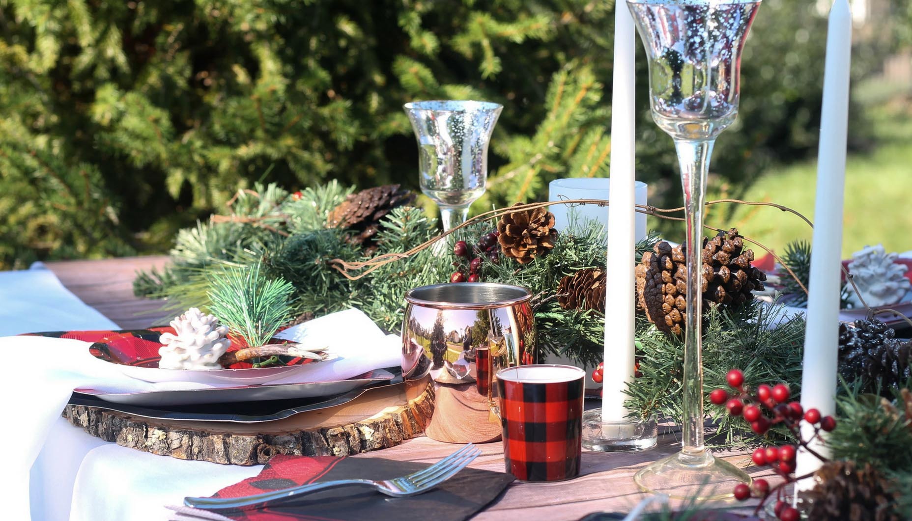 Buffalo Plaid Winter Wedding Candles