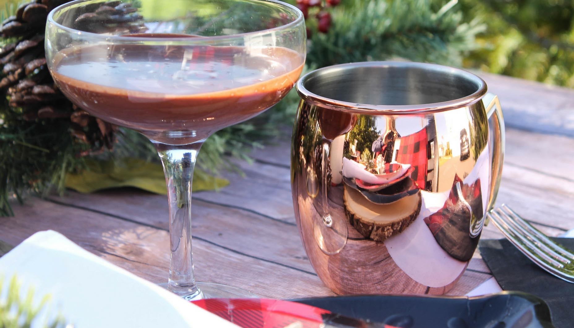 Buffalo Plaid Winter Wedding Drinks