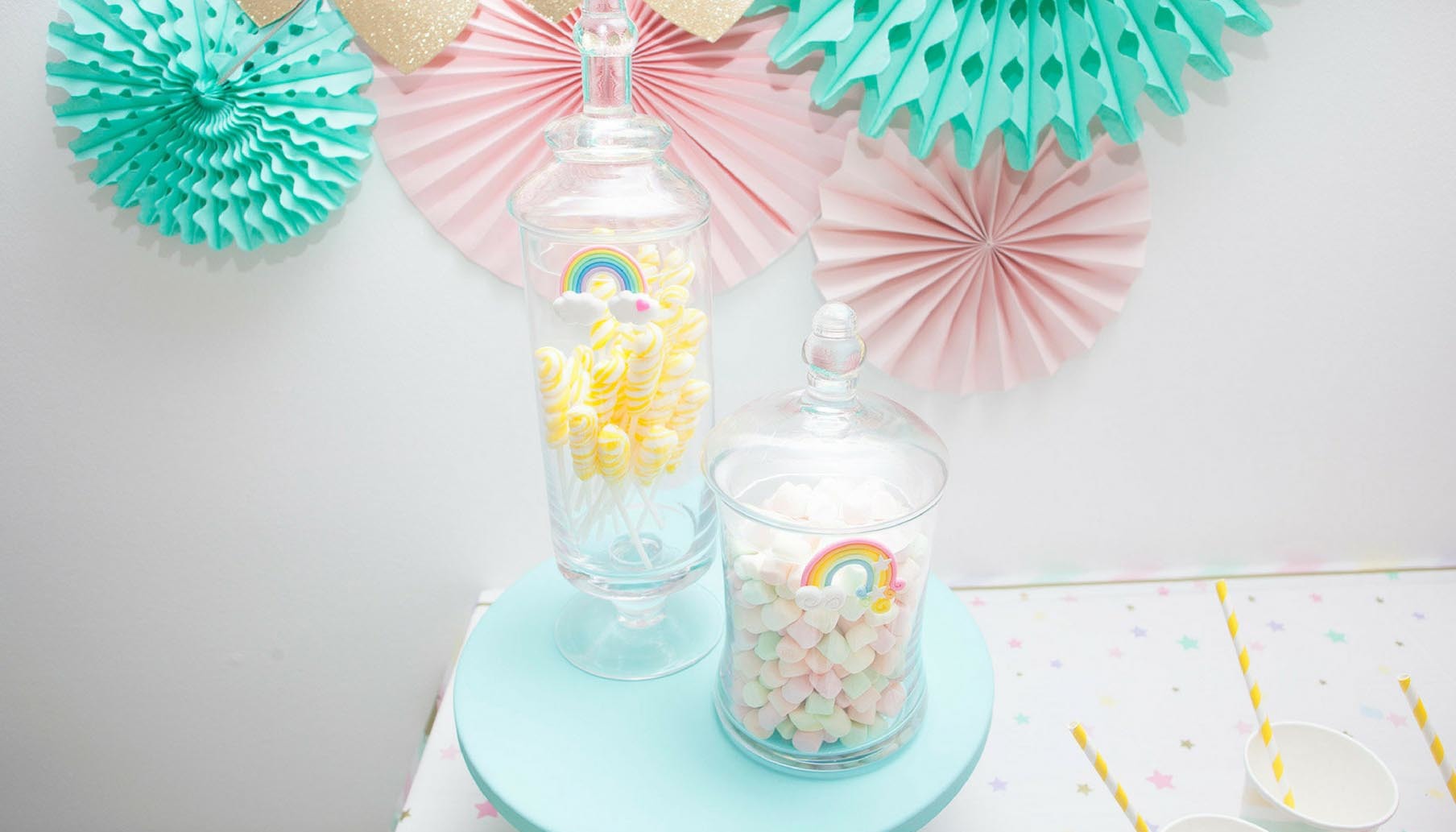 Pastel-Unicorn-Sparkle-Birthday-Party-candy-jar-close-up