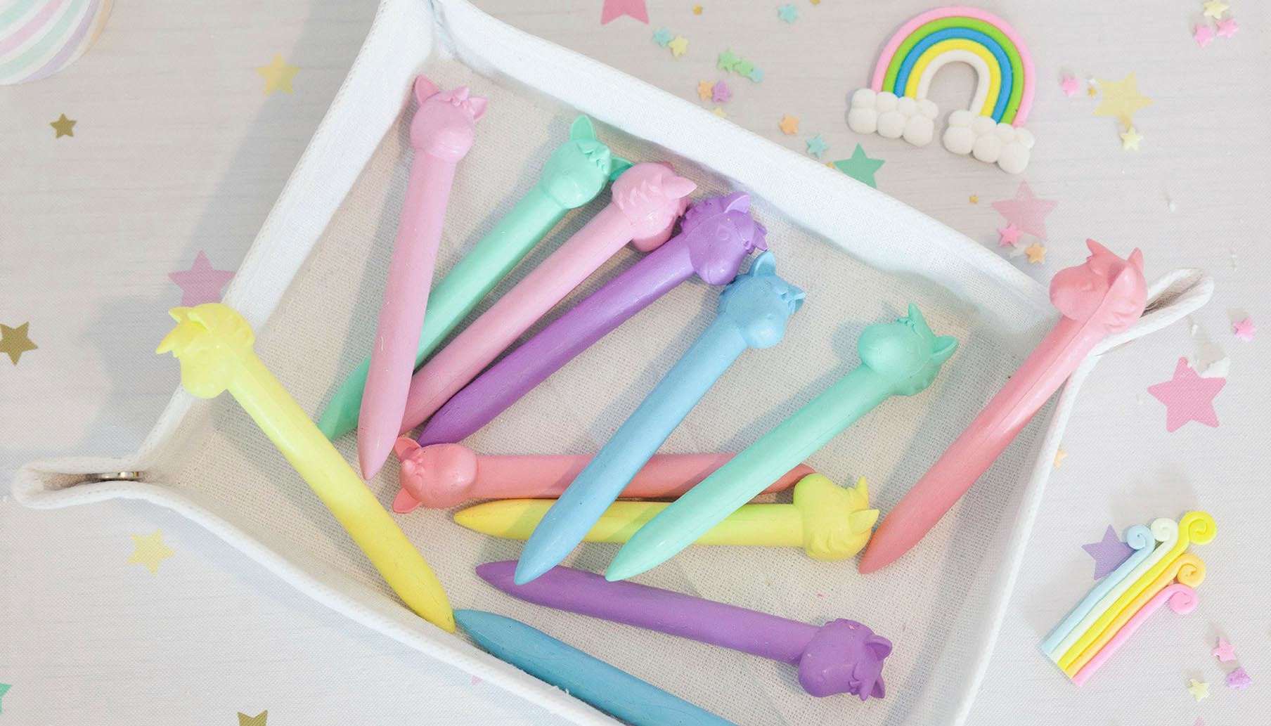 Pastel-Unicorn-Sparkle-Birthday-Party-poptart-crayons