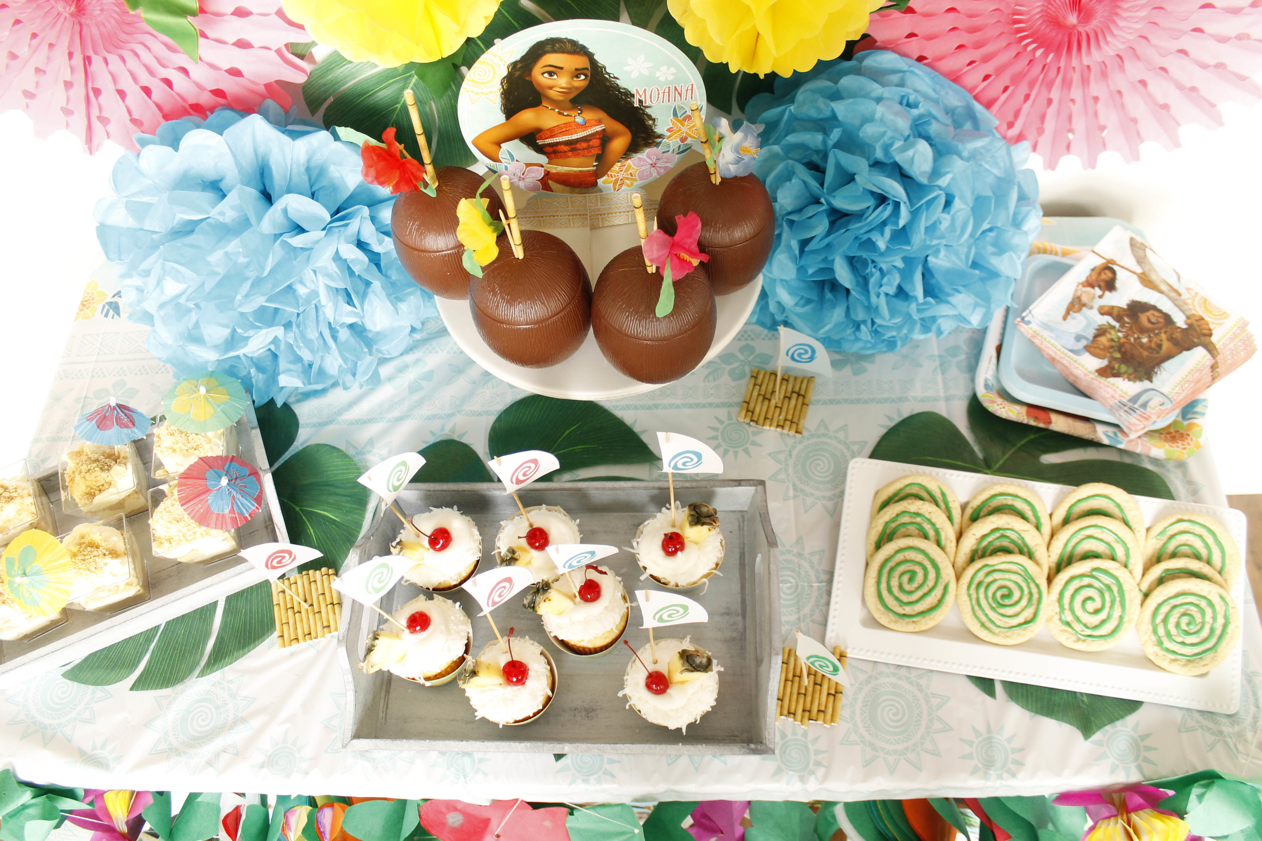 Disney Moana Table Centerpiece ~ Girls Birthday Table Decorations