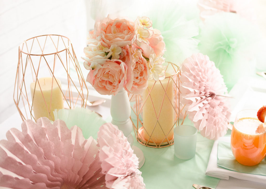 blush and mint tablescape