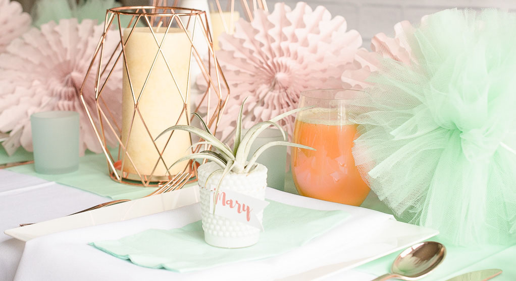 blush and mint tablescape