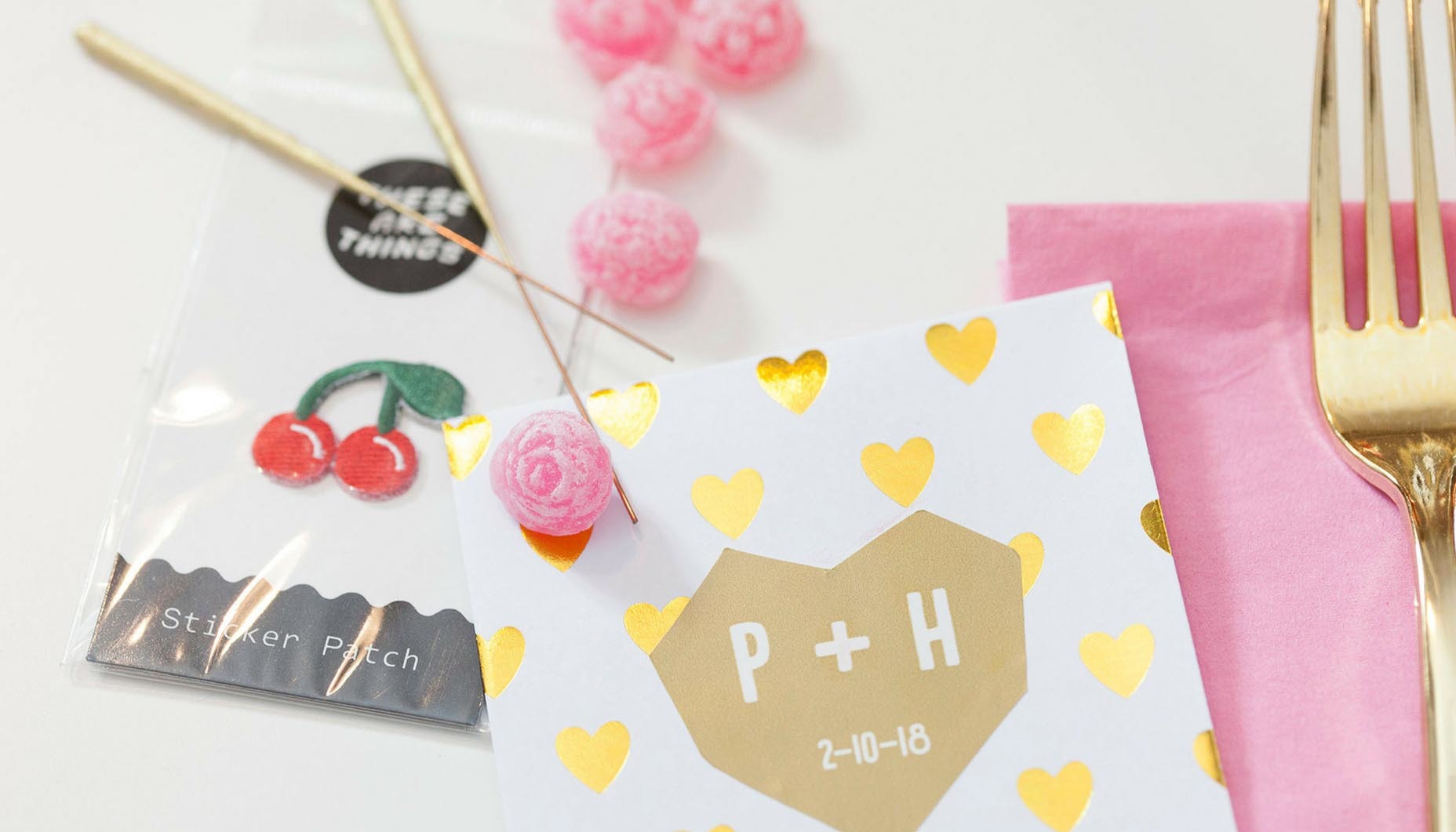 Red-&-Pink-Hearts-Wedding-favor2