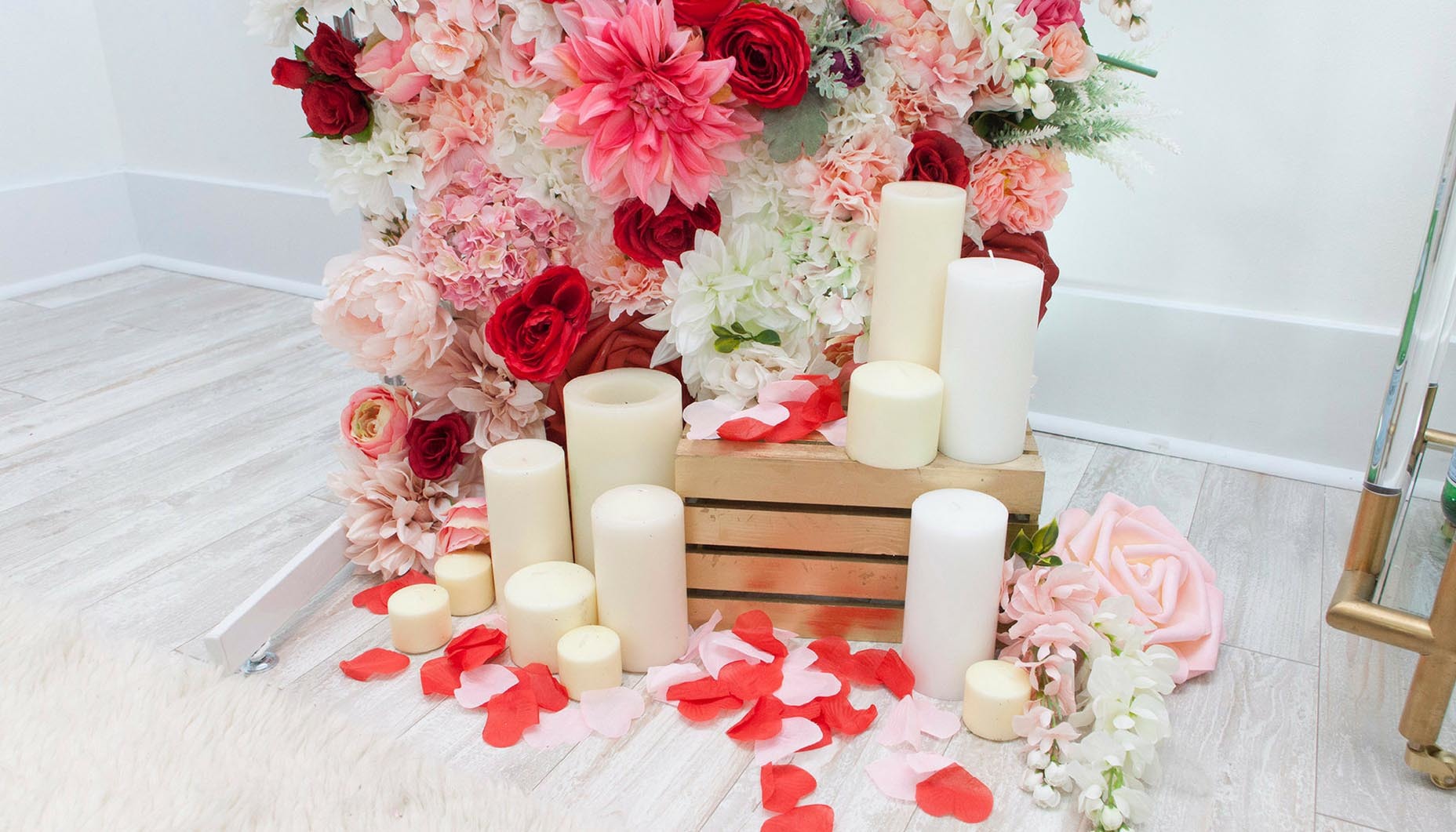 Red-&-Pink-Hearts-Wedding-candles