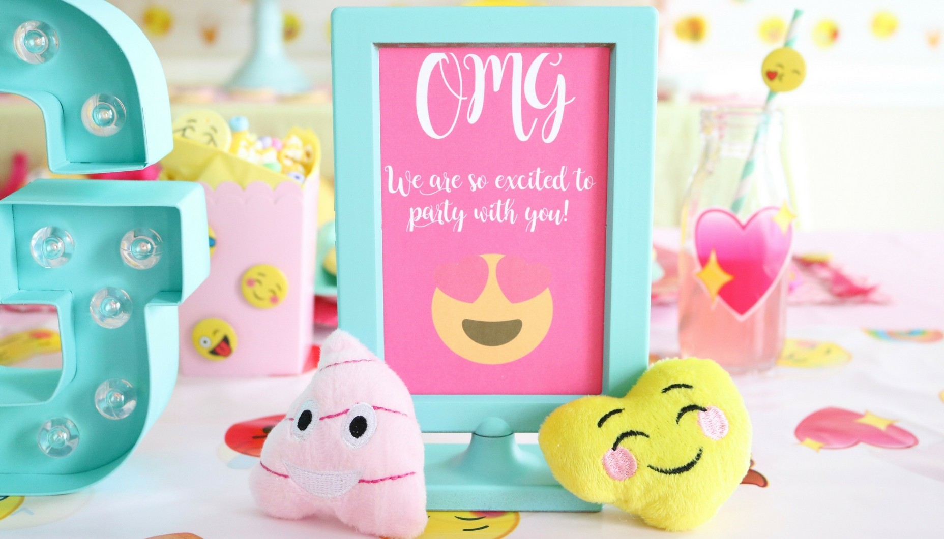 girly emoji birthday party ideas