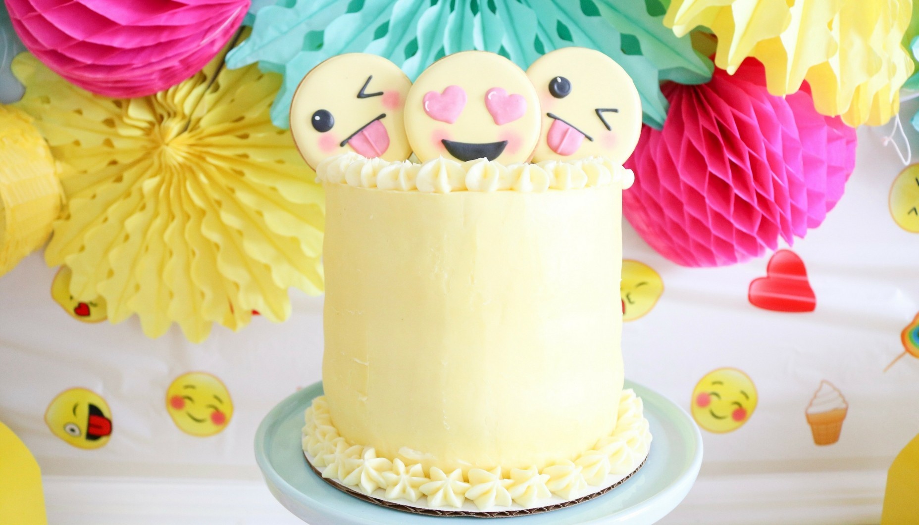 girly emoji birthday party ideas