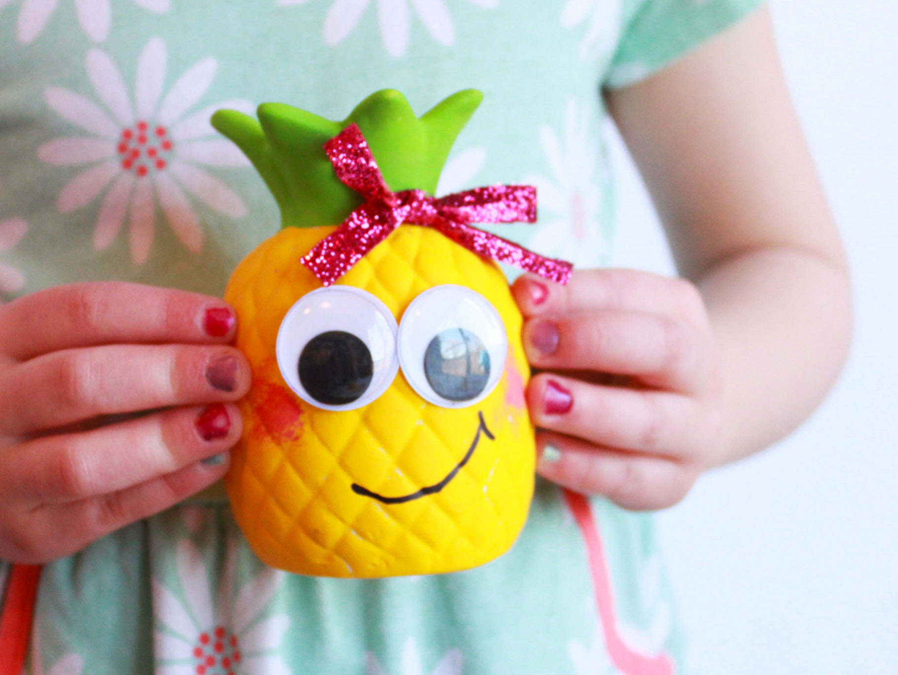Sweet Mother's Day Pineapple Gift Kid Craft