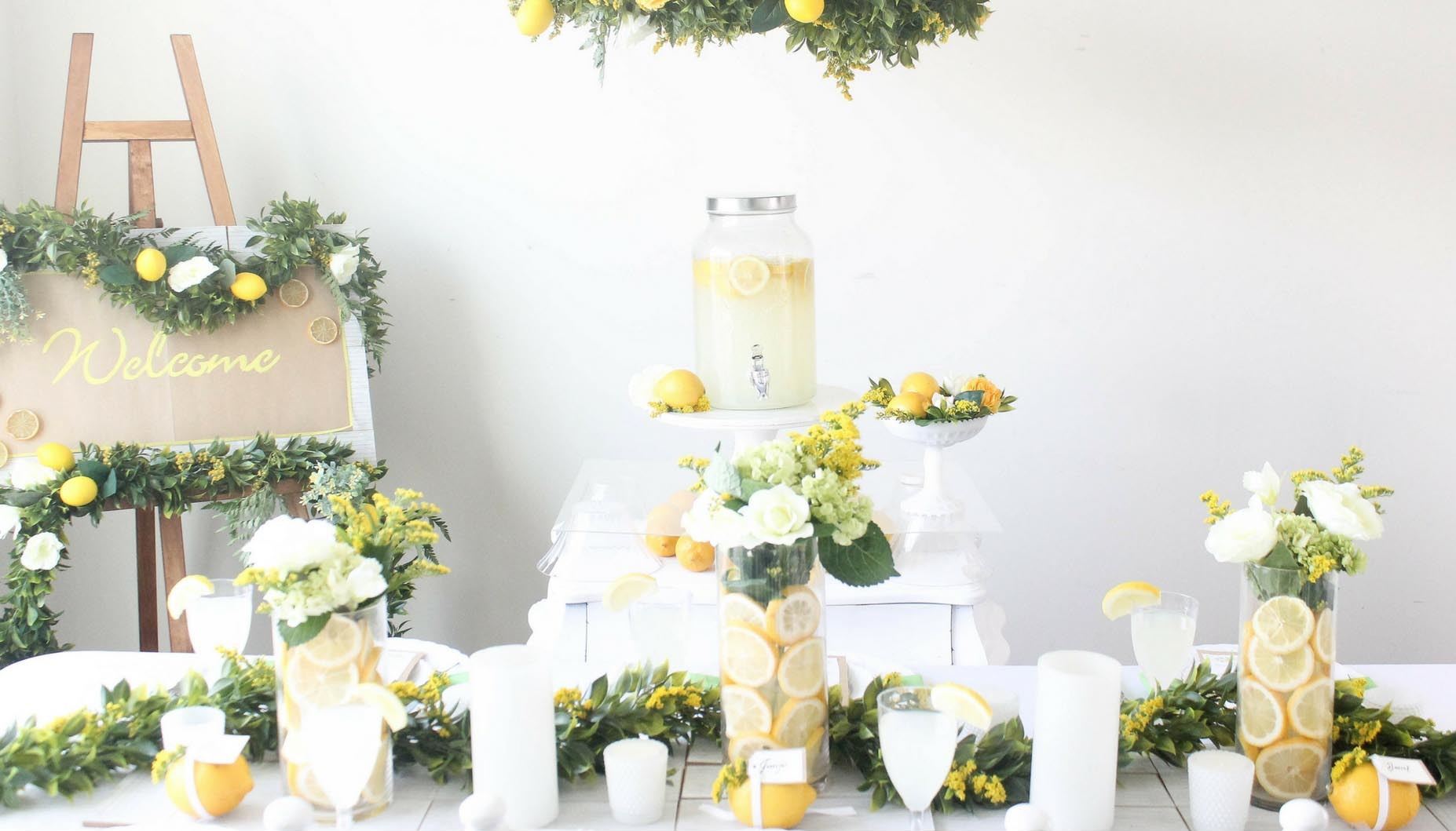 lemon wedding decor Lemon Wedding Decor