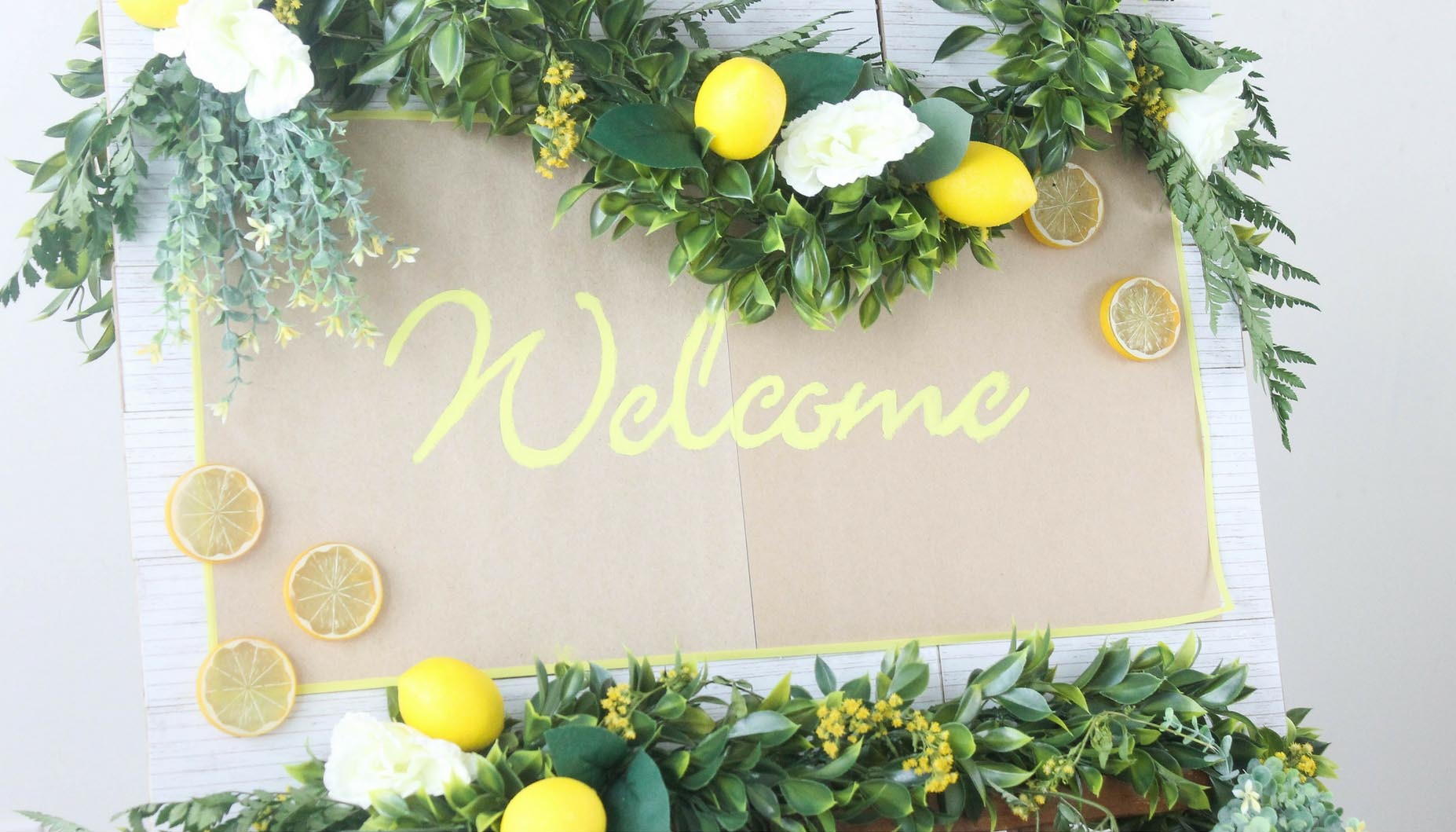 lemon wedding diy welcome sign Lemon Wedding DIY Welcome Sign