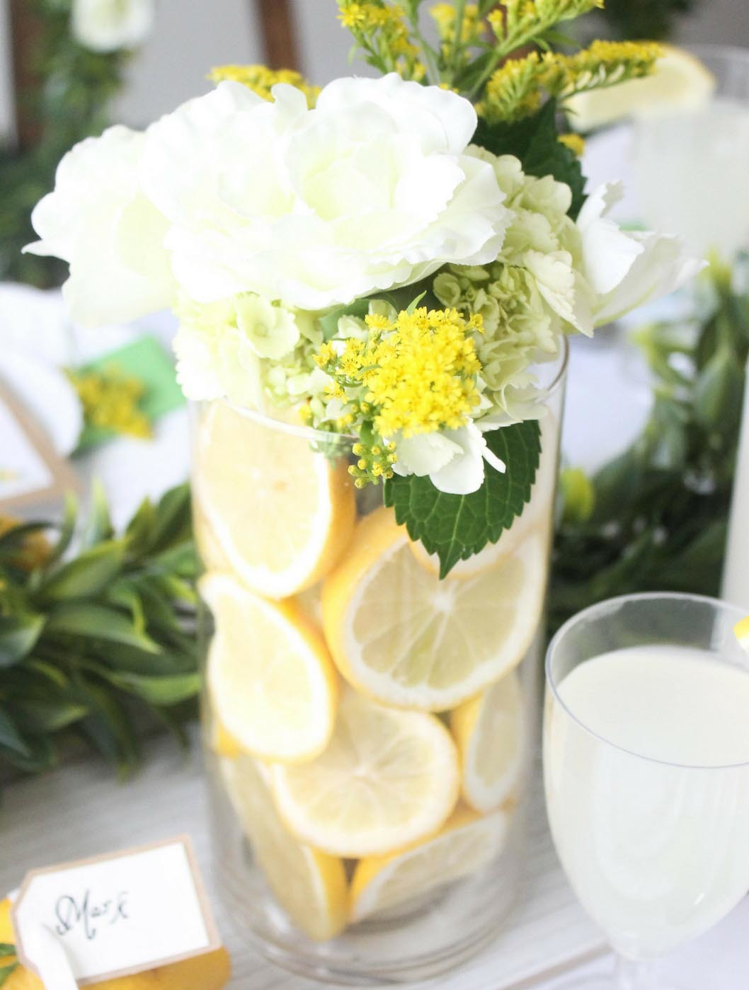 lemon wedding lemon floral arrangement Lemon Wedding Lemon Floral Arrangement