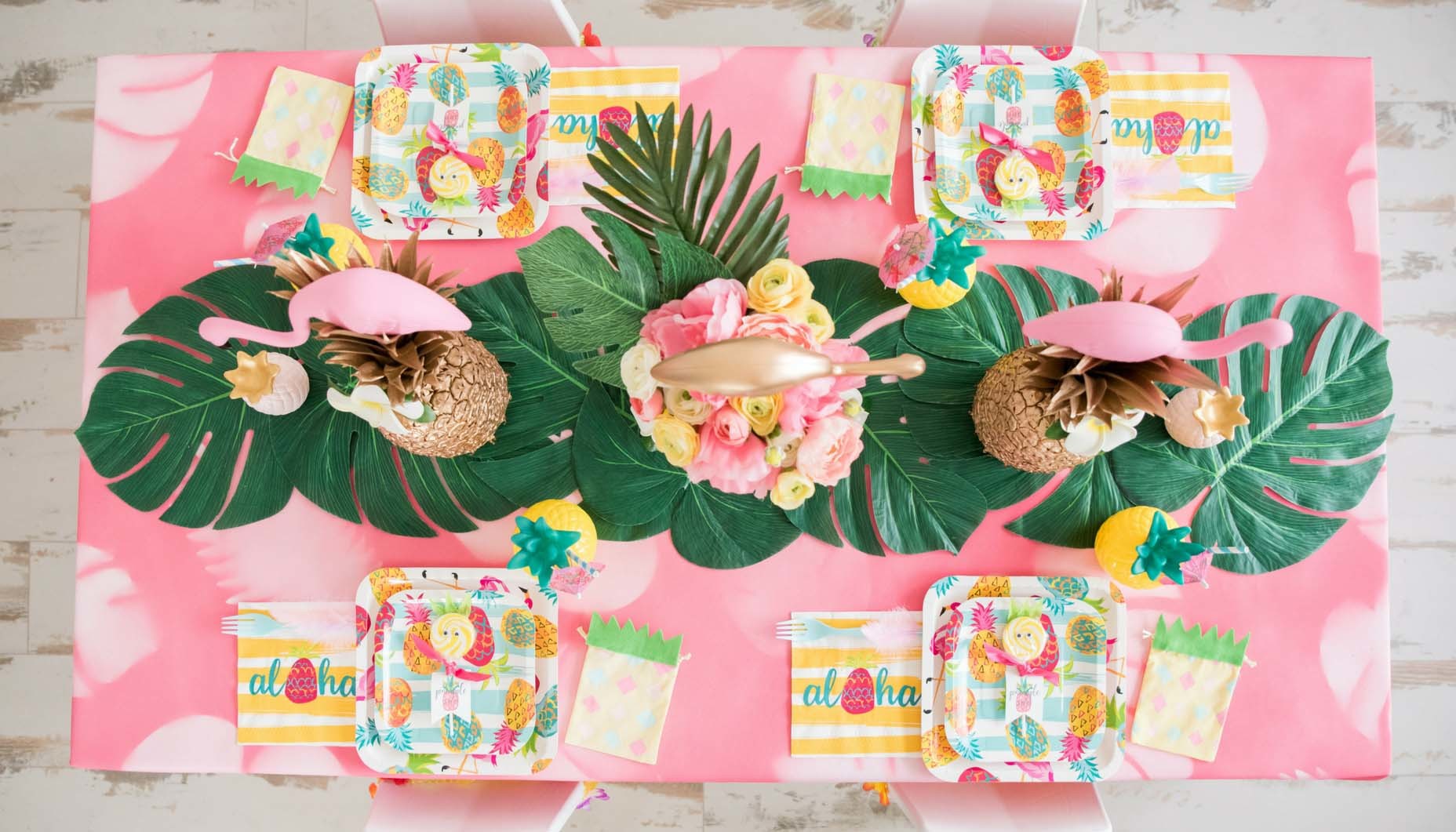 tropical pineapple flamingle