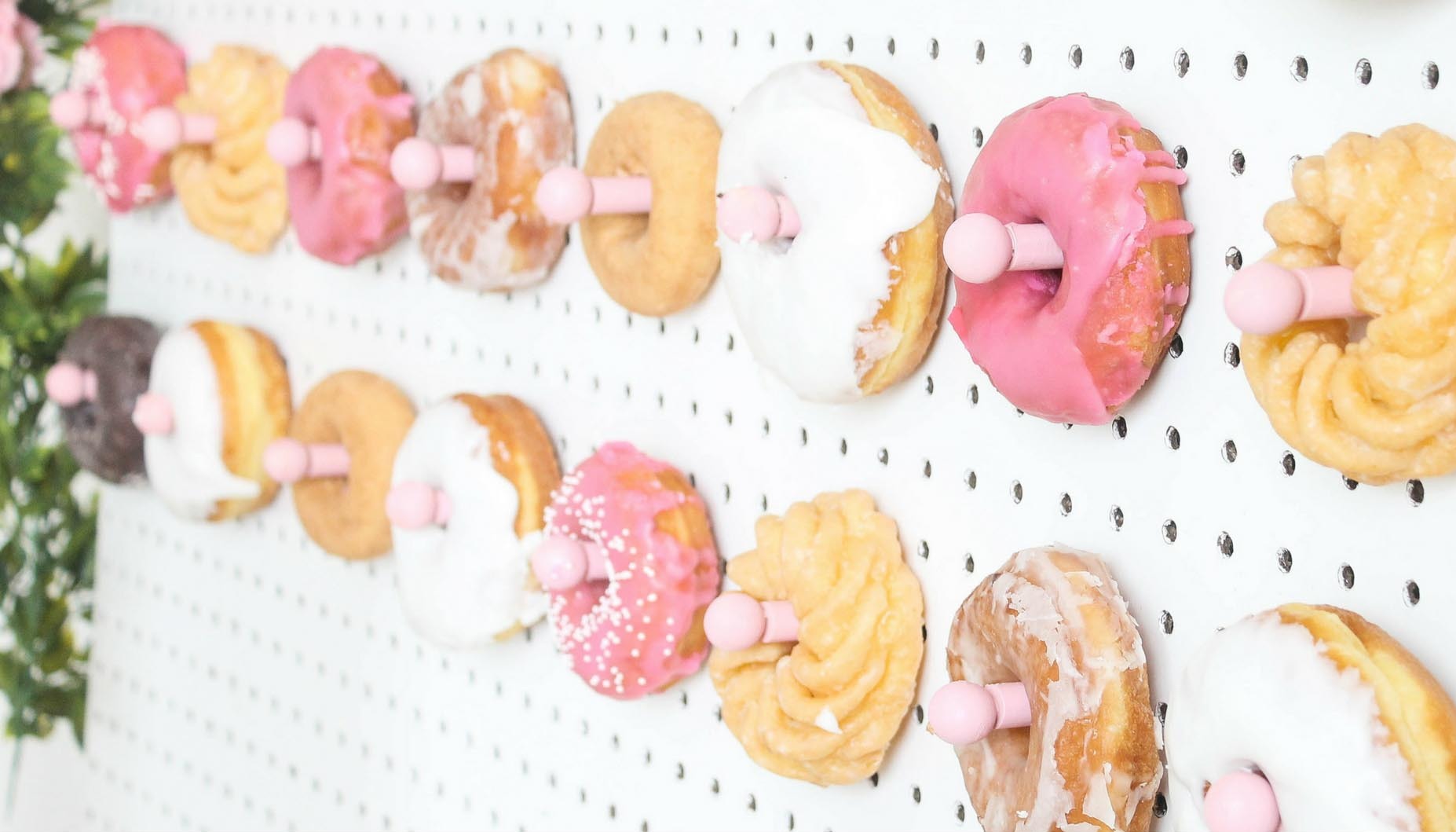 Glitz & Glaze Donut Bridal Shower Donut Details