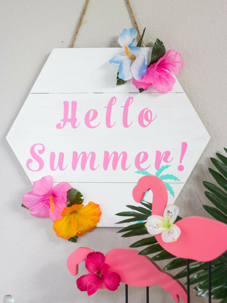 Hello Summer Wood Sign