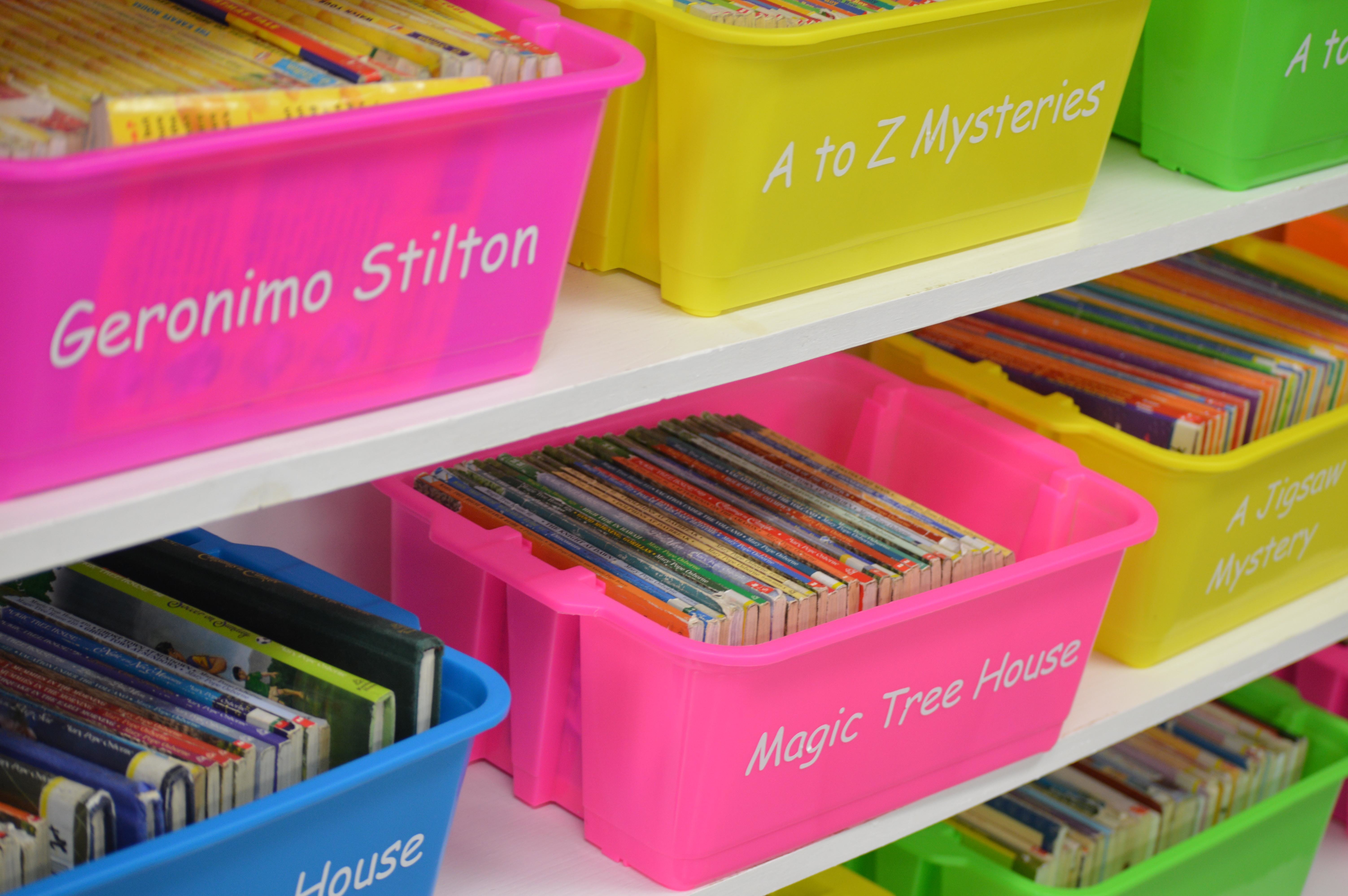 OTC beachy room redo book bins