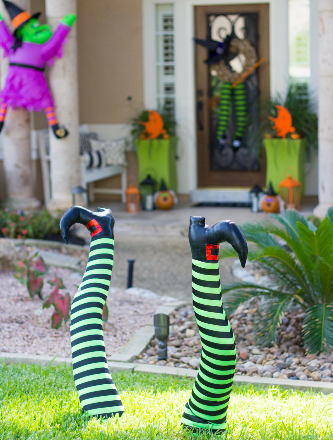 Witch Halloween Decor Ideas