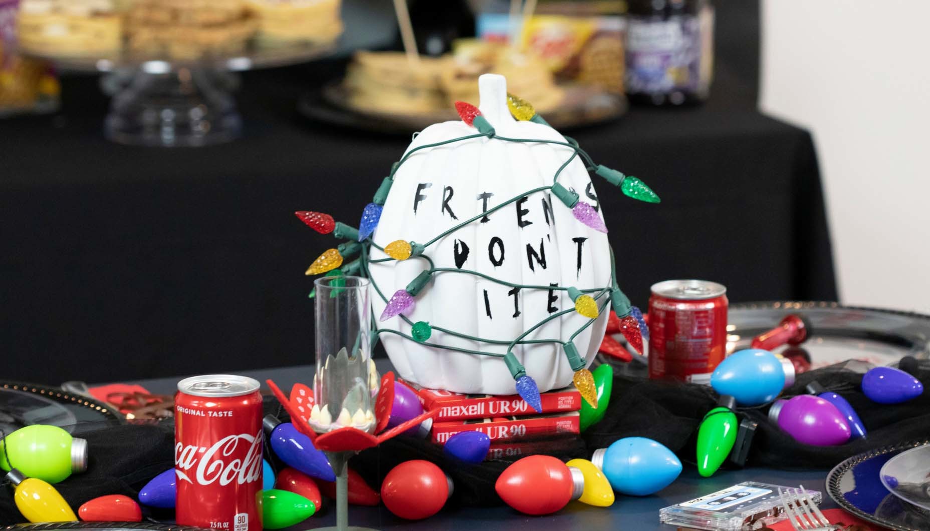 Stranger-Things-Halloween-Content-8