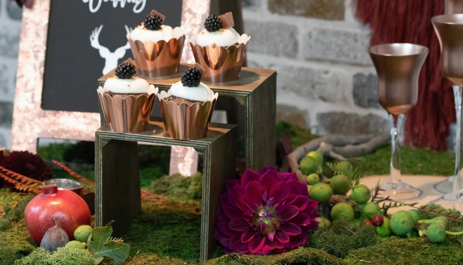 Dark-&-Moody-Boho-Fall-Wedding-Content-10