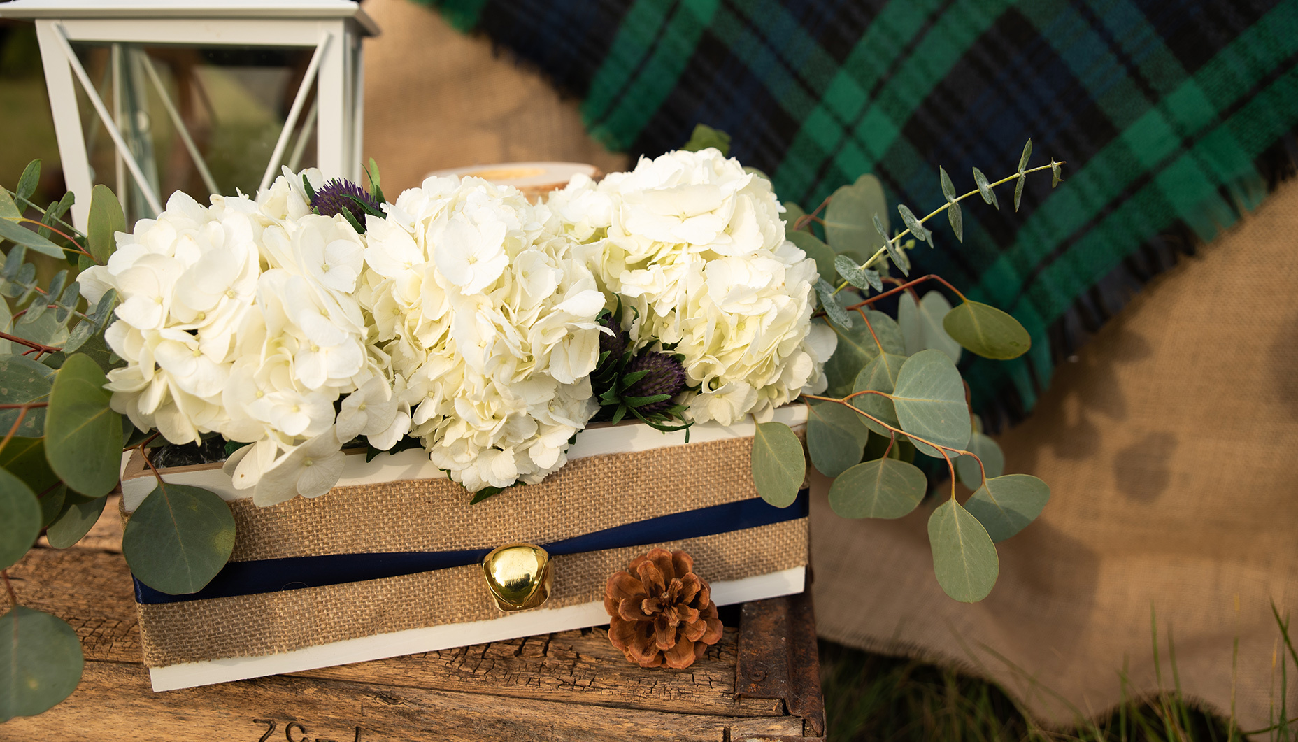 rustic-winter-farm-wedding
