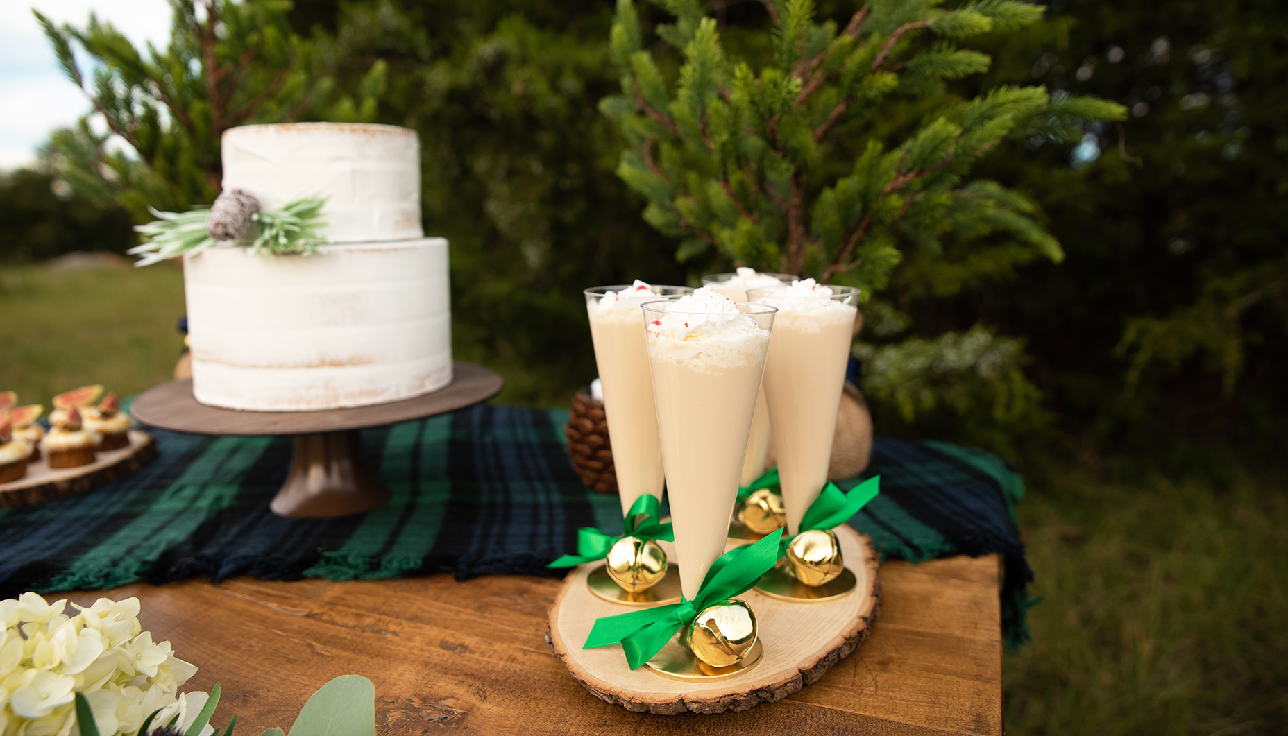 rustic-winter-farm-wedding
