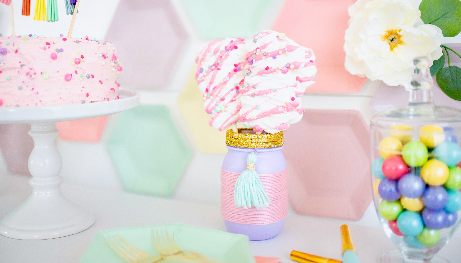 pastel-rainbow-sweet-16-party