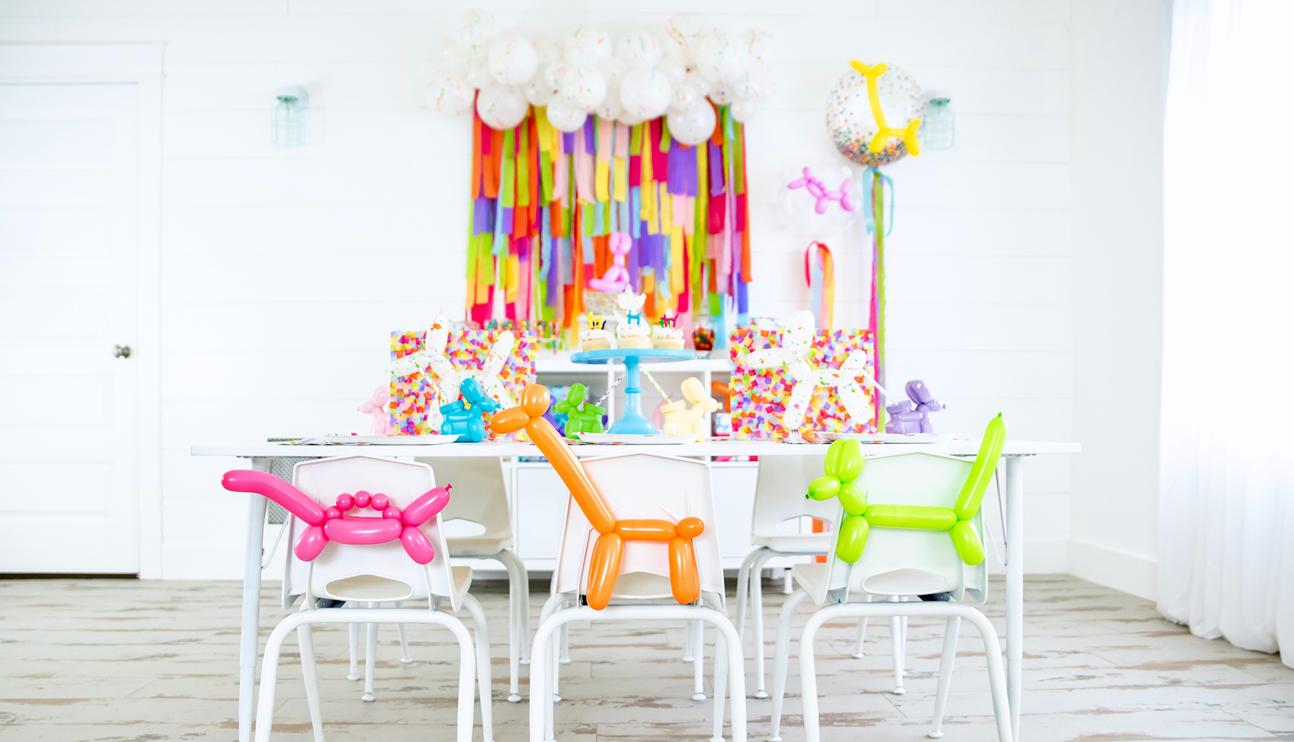 Confetti-Filled-Rainbow-Balloon-Animal-Paw-ty