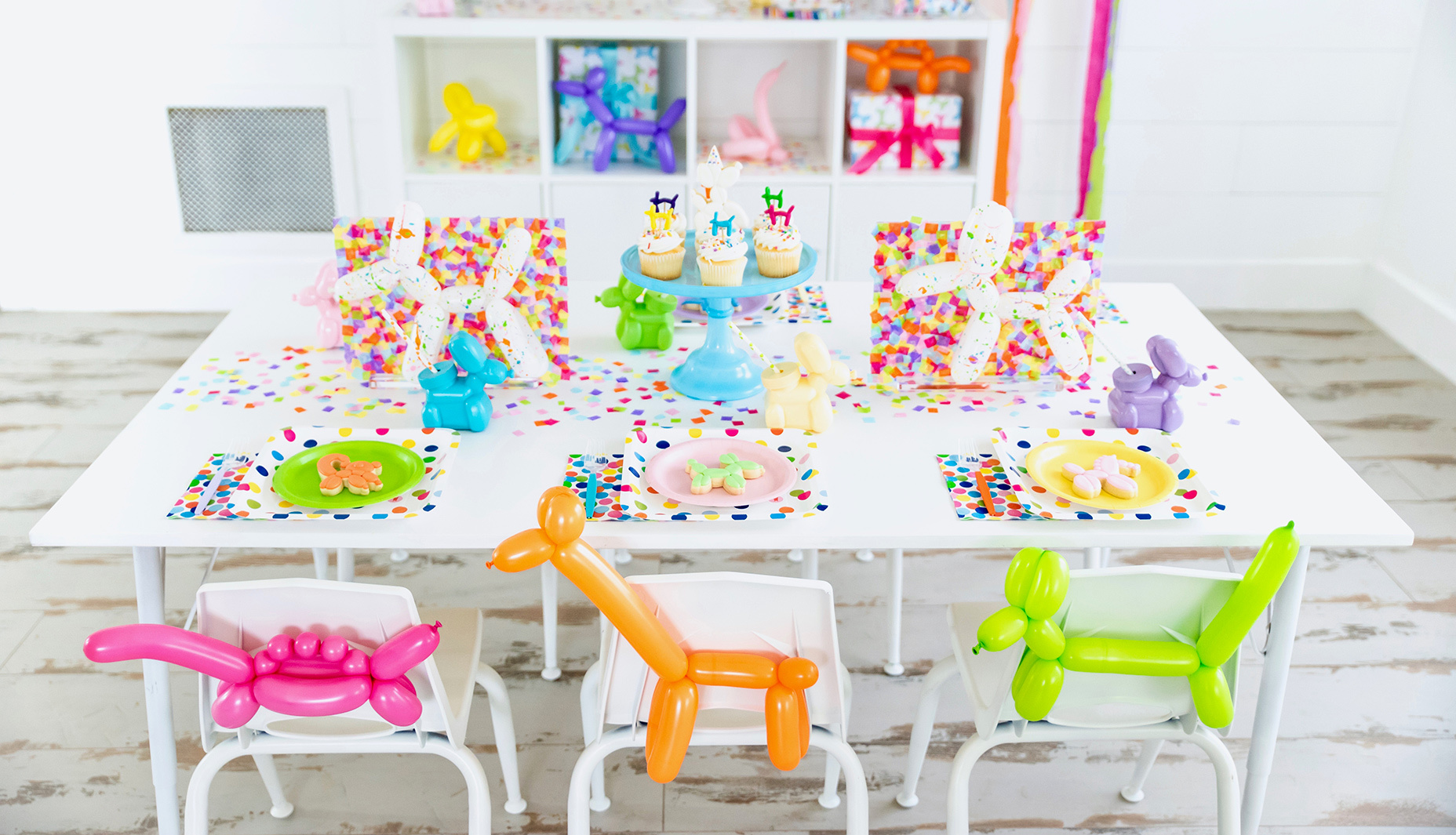Confetti-Filled-Rainbow-Balloon-Animal-Paw-ty