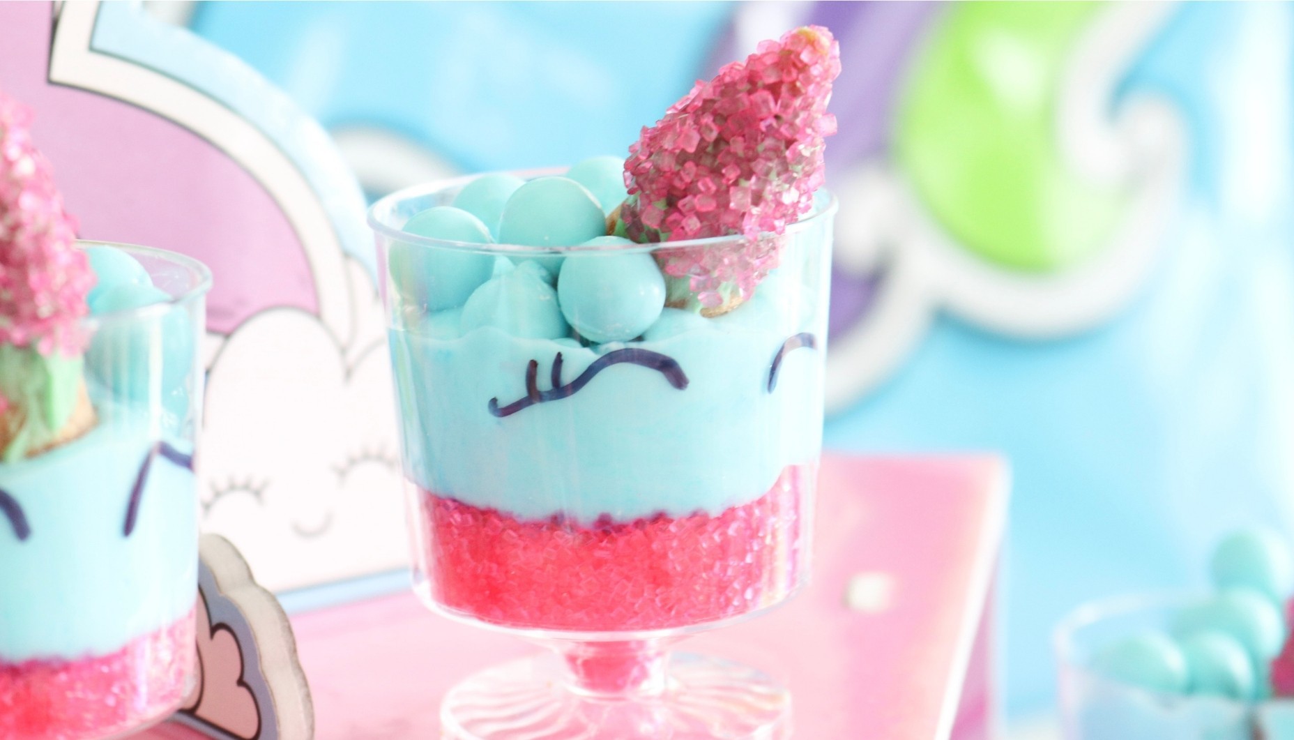 GIRL SQUAD TWEEN EMOJI BIRTHDAY PARTY IDEAS