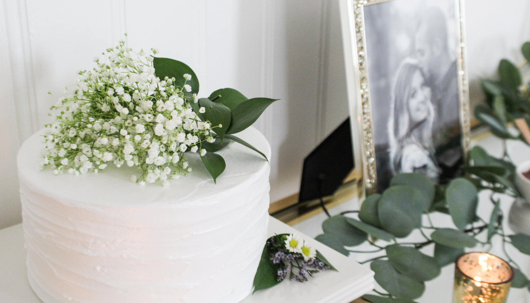 How to create a simple, stylish cake for a Botanical Bridal Shower.