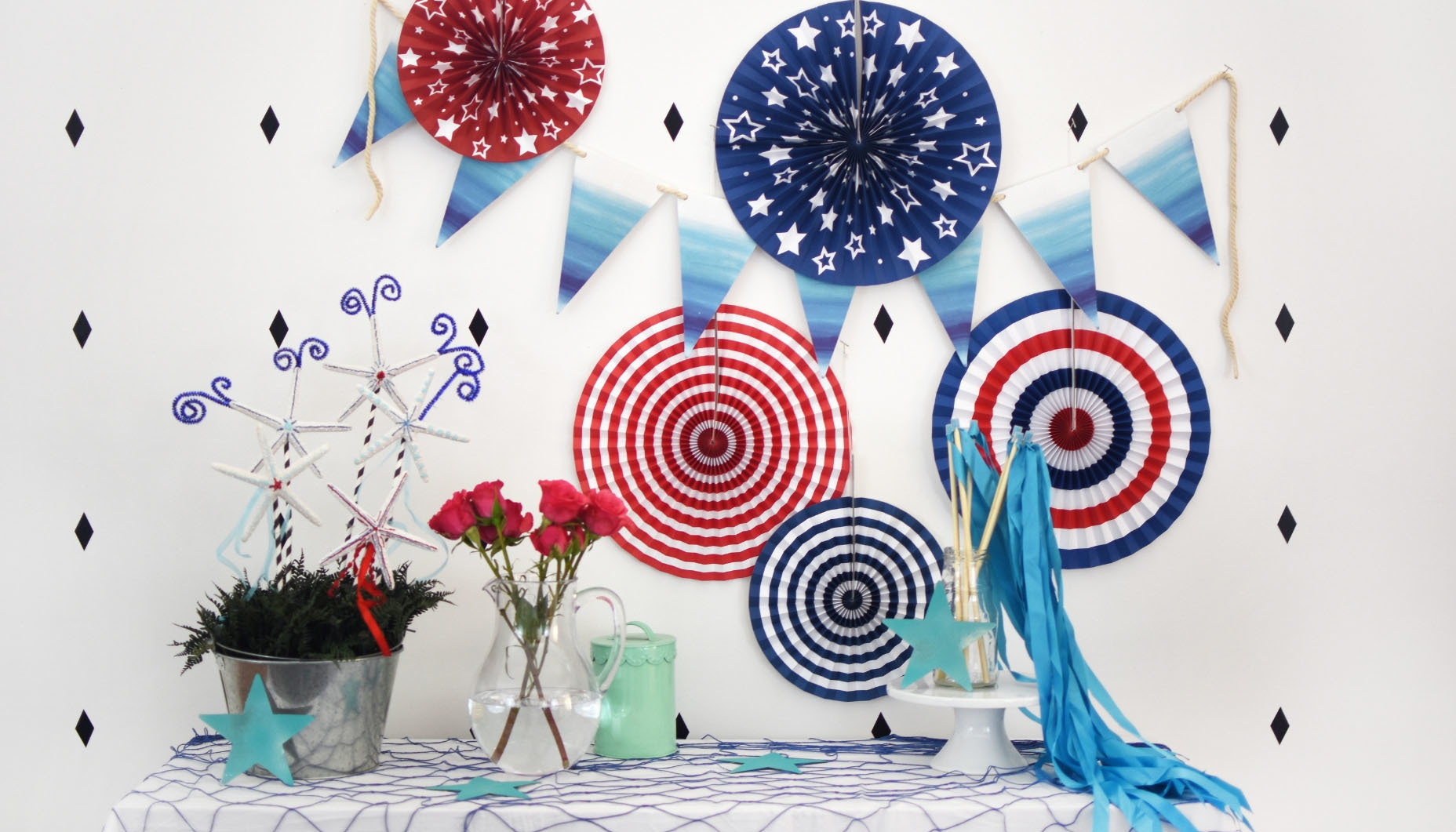 Nautical Patriotic 4th of July table Firework display