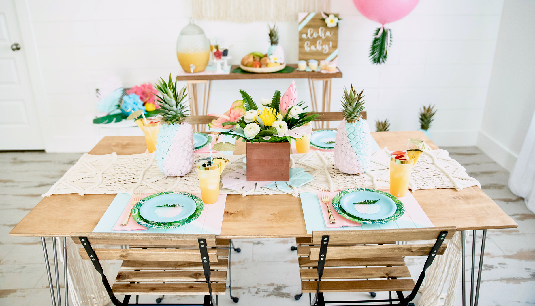 Tropical-Gender-Reveal-Party