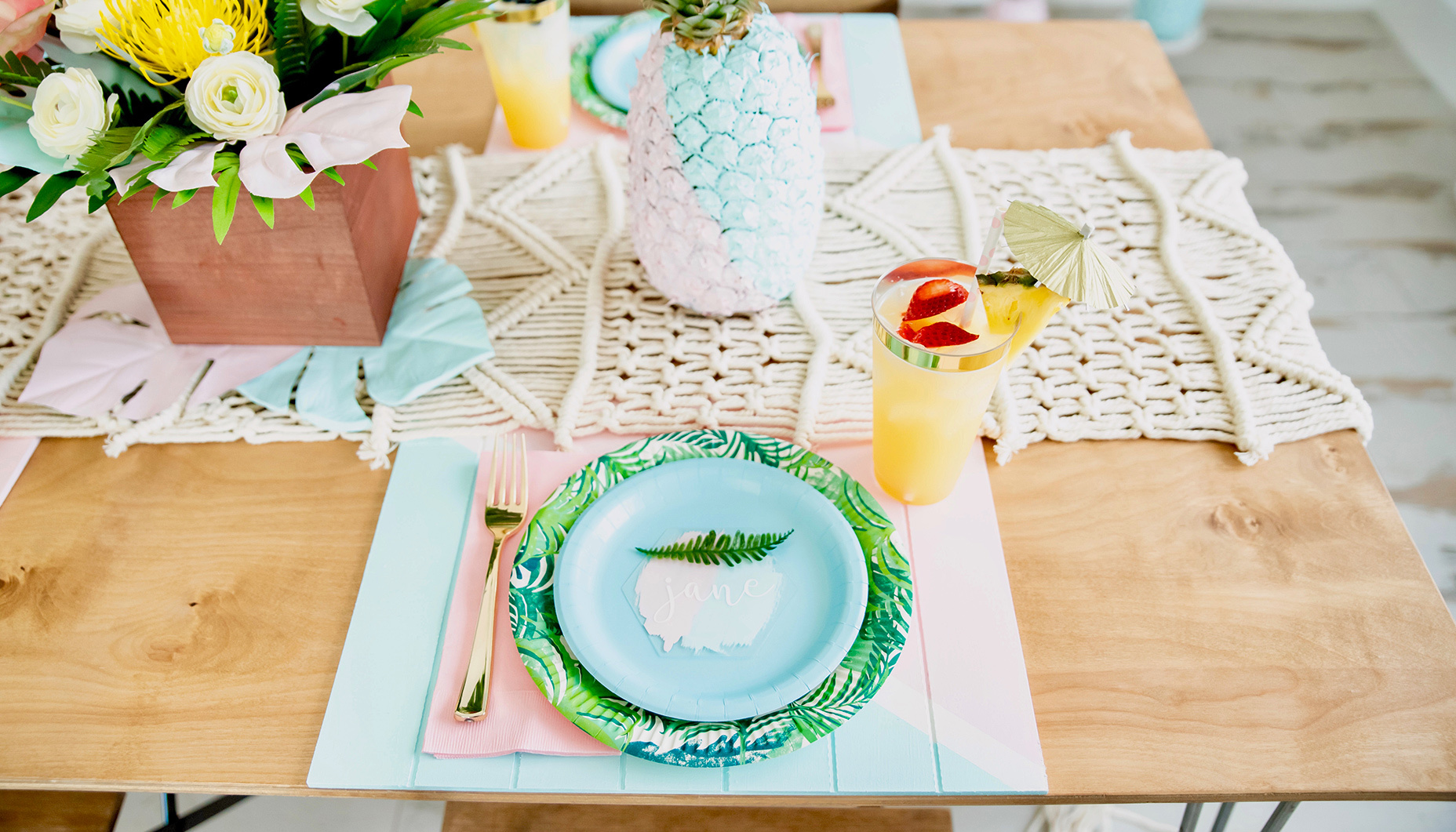 tropical-gender-reveal-party