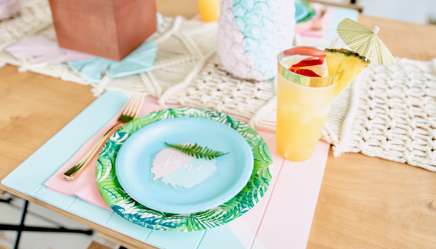 tropical-gender-reveal-party