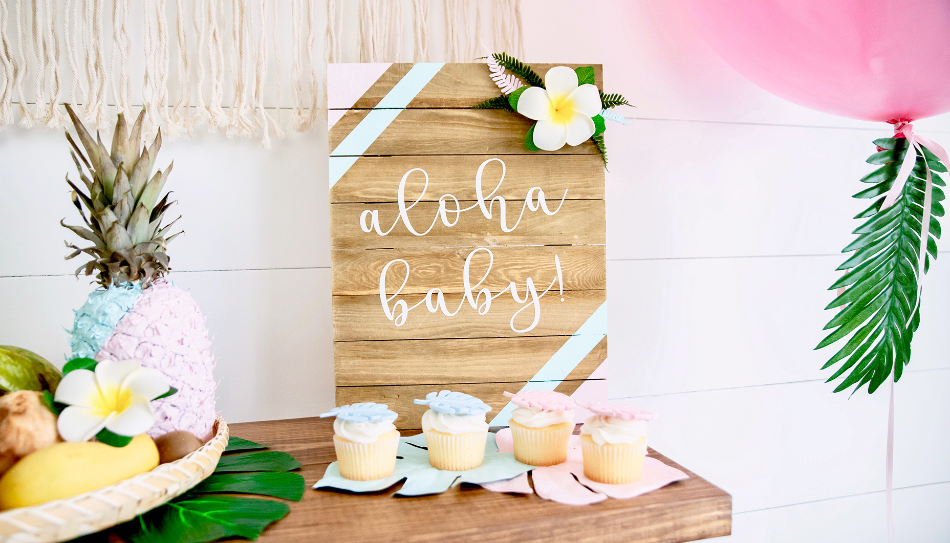 tropical-gender-reveal-party