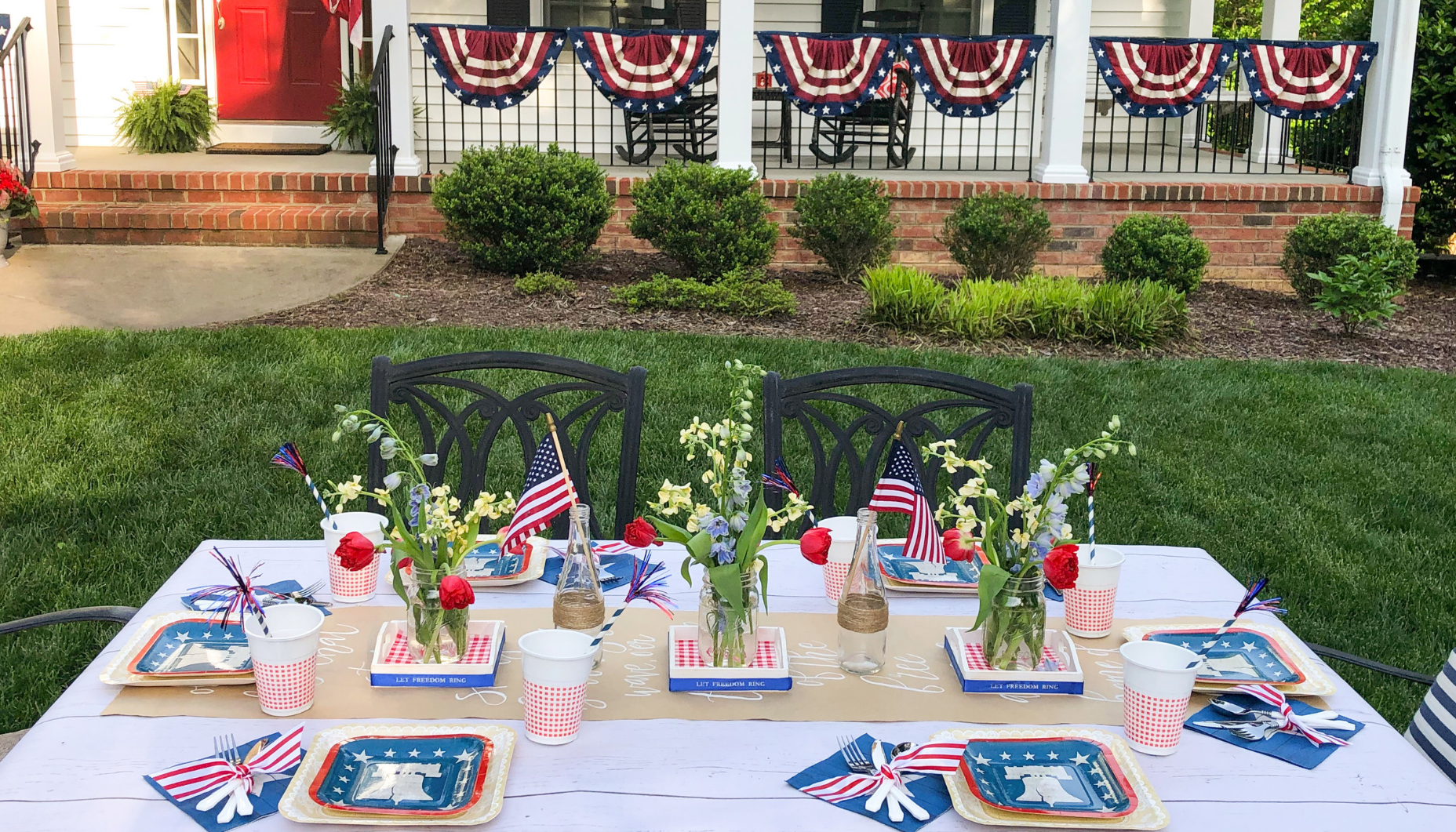 How to host an Outdoor Rustic 4th of July Party