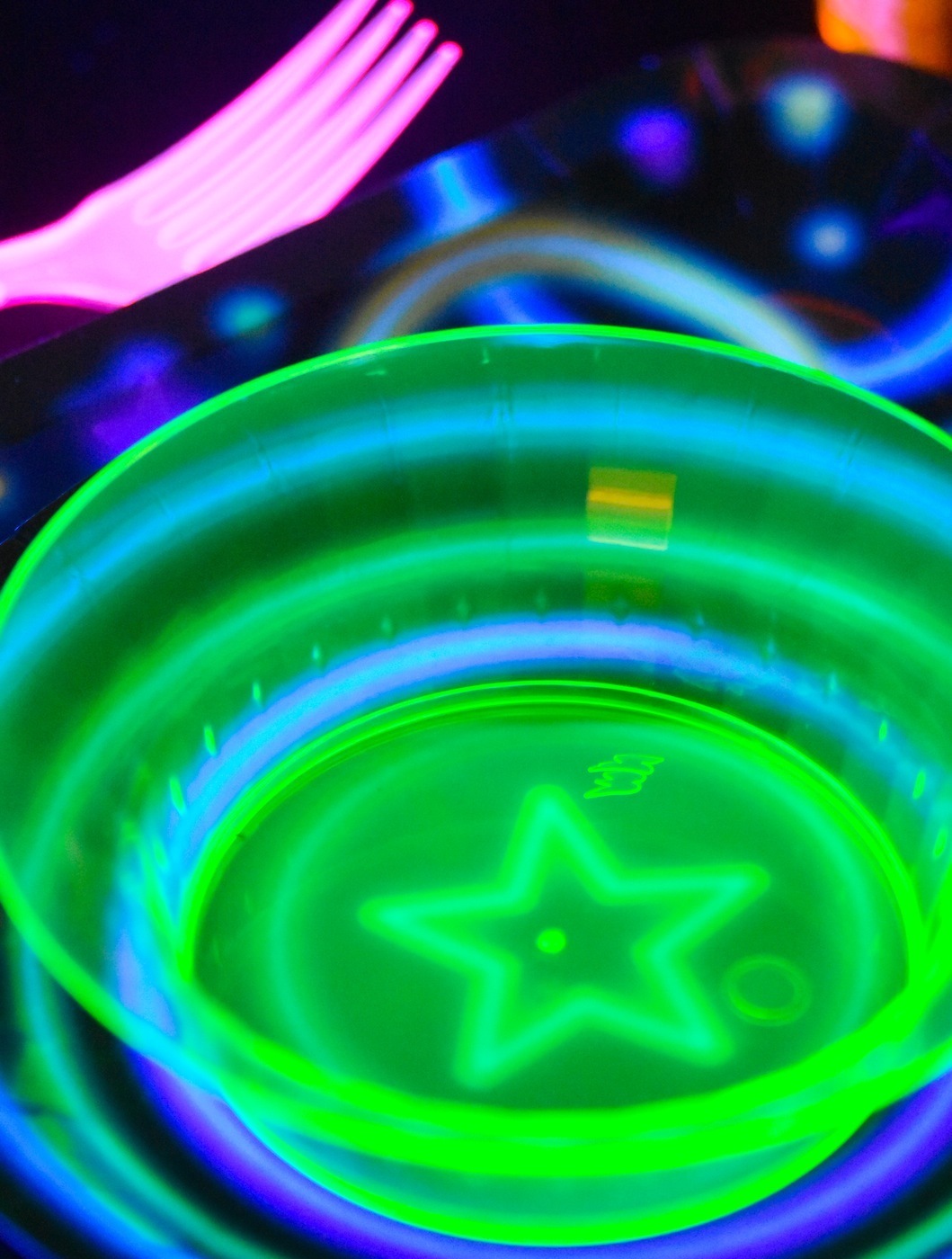 neon plastic glow in the dark bowls