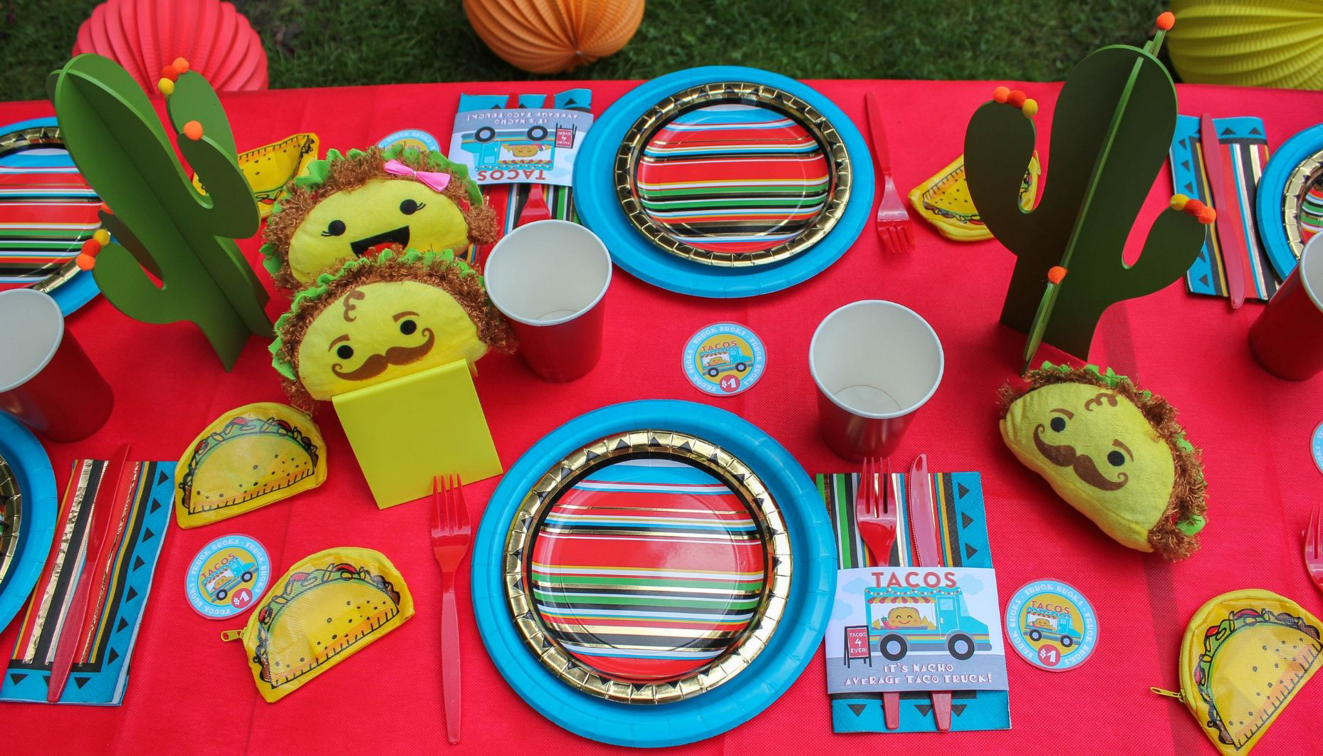 Fiesta Table Setting