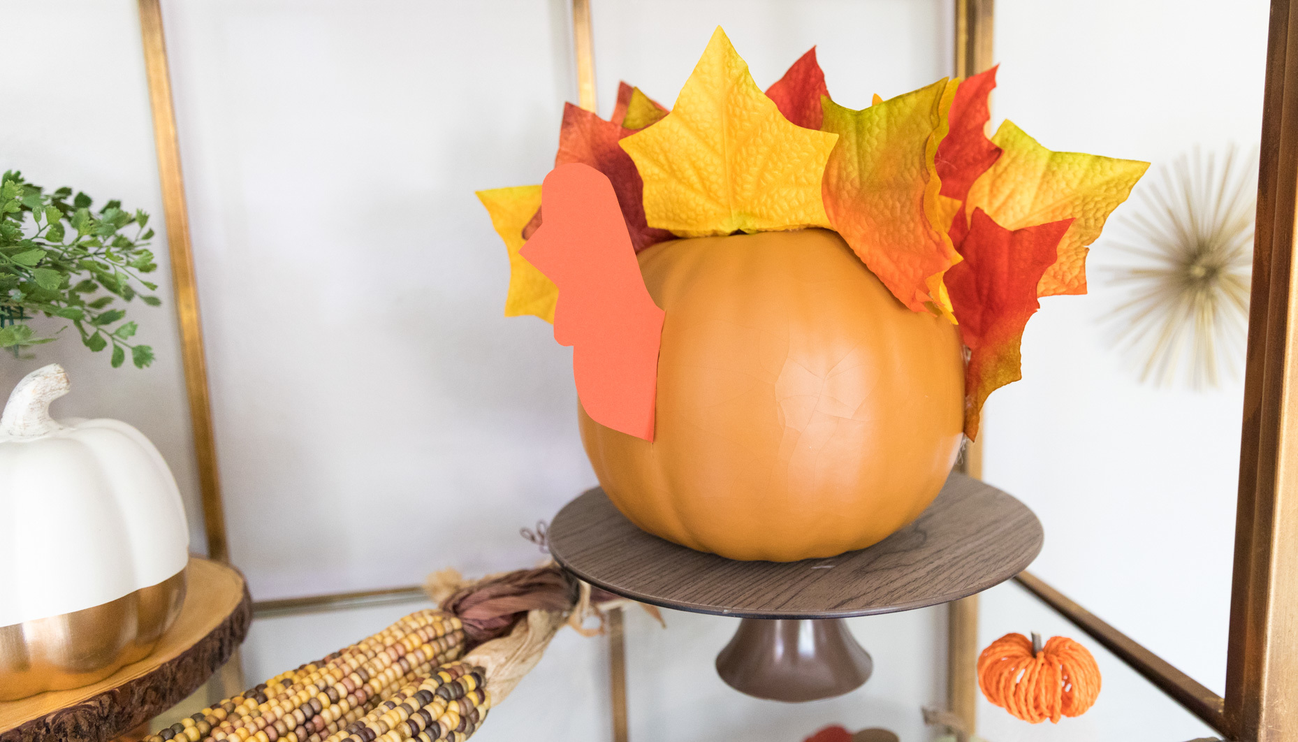 Thanksgiving Decorated Dining Room Bookshelf