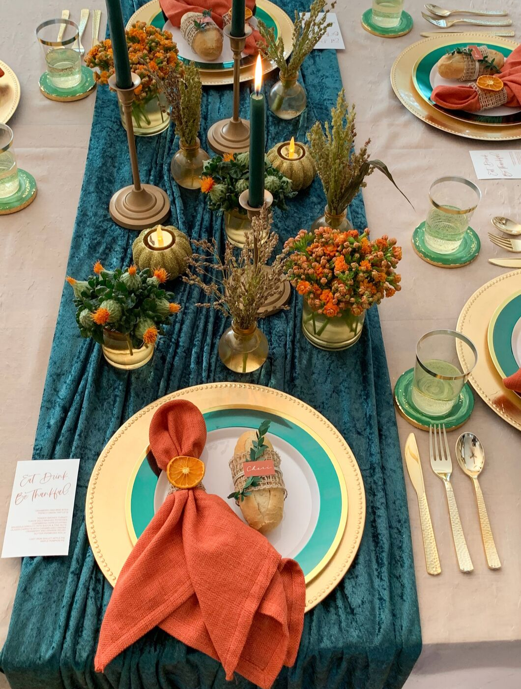 Gorgeous ideas for an Emerald and Orange Thanksgiving.