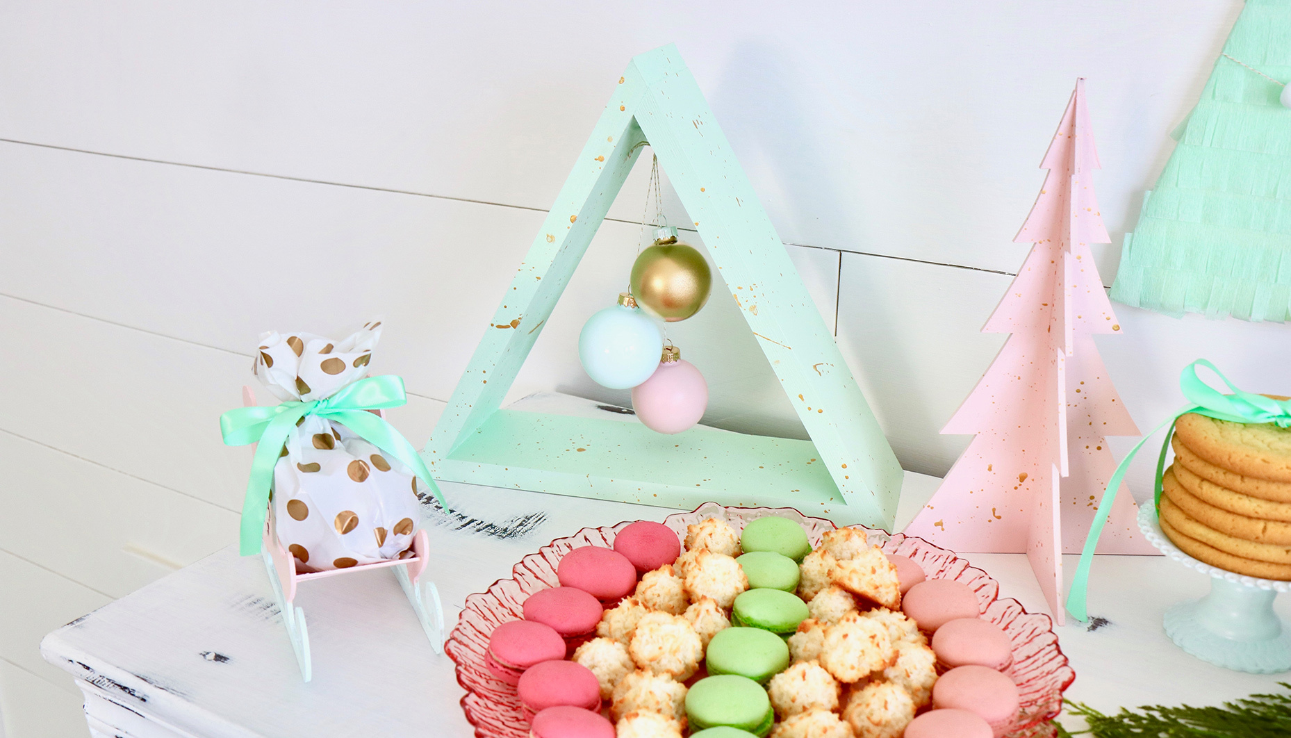 merry-and-bright-cookie-exchange-party merry-and-bright-cookie-exchange-party