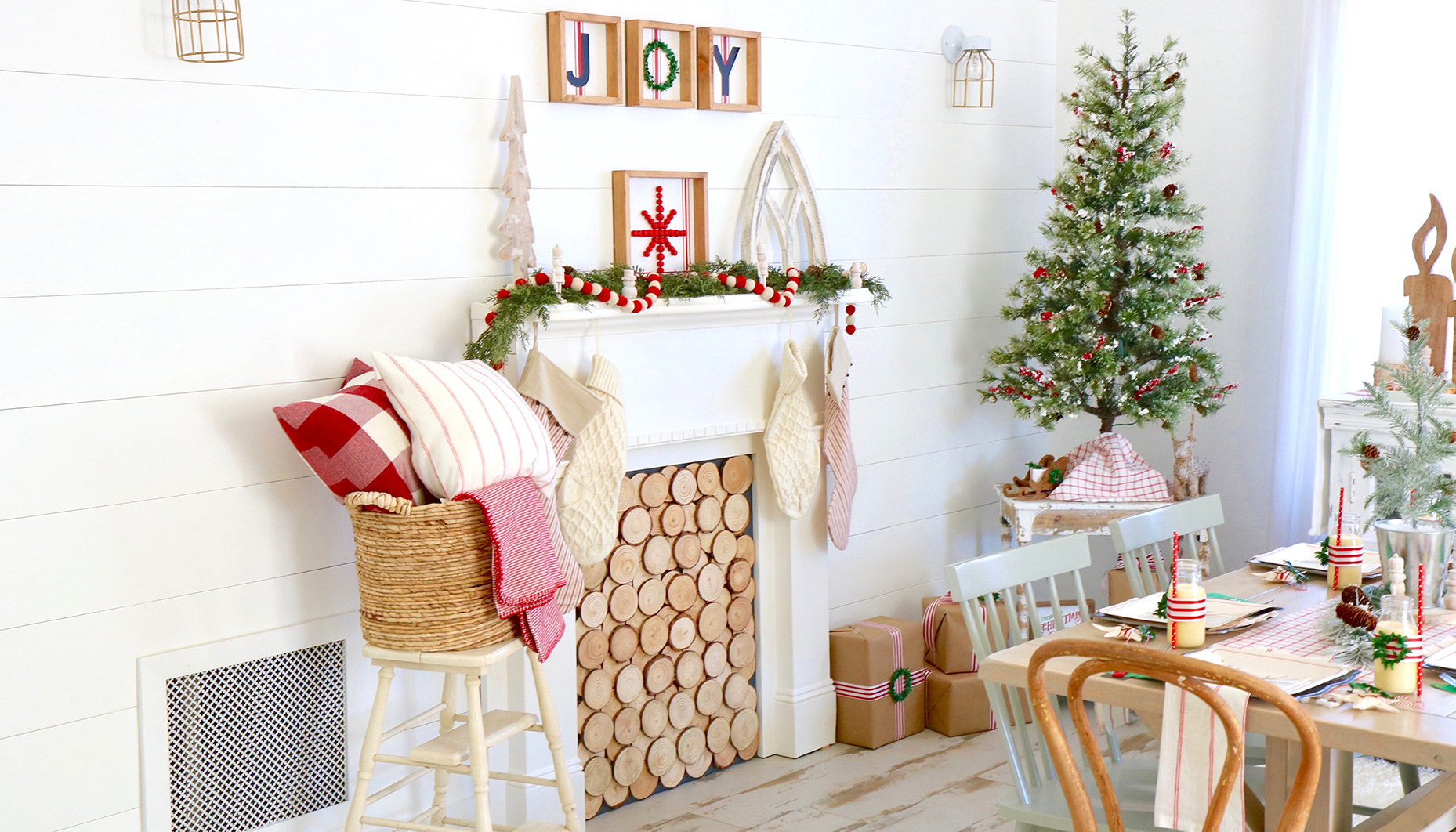 cozy farmhouse christmas brunch