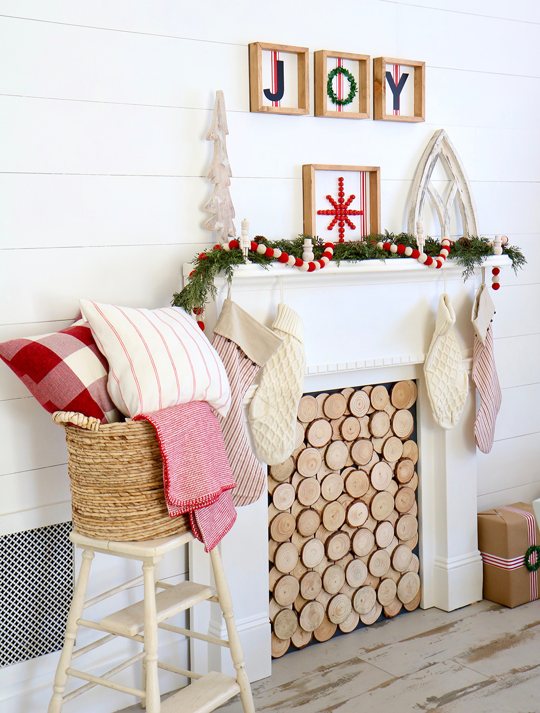 cozy farmhouse christmas brunch