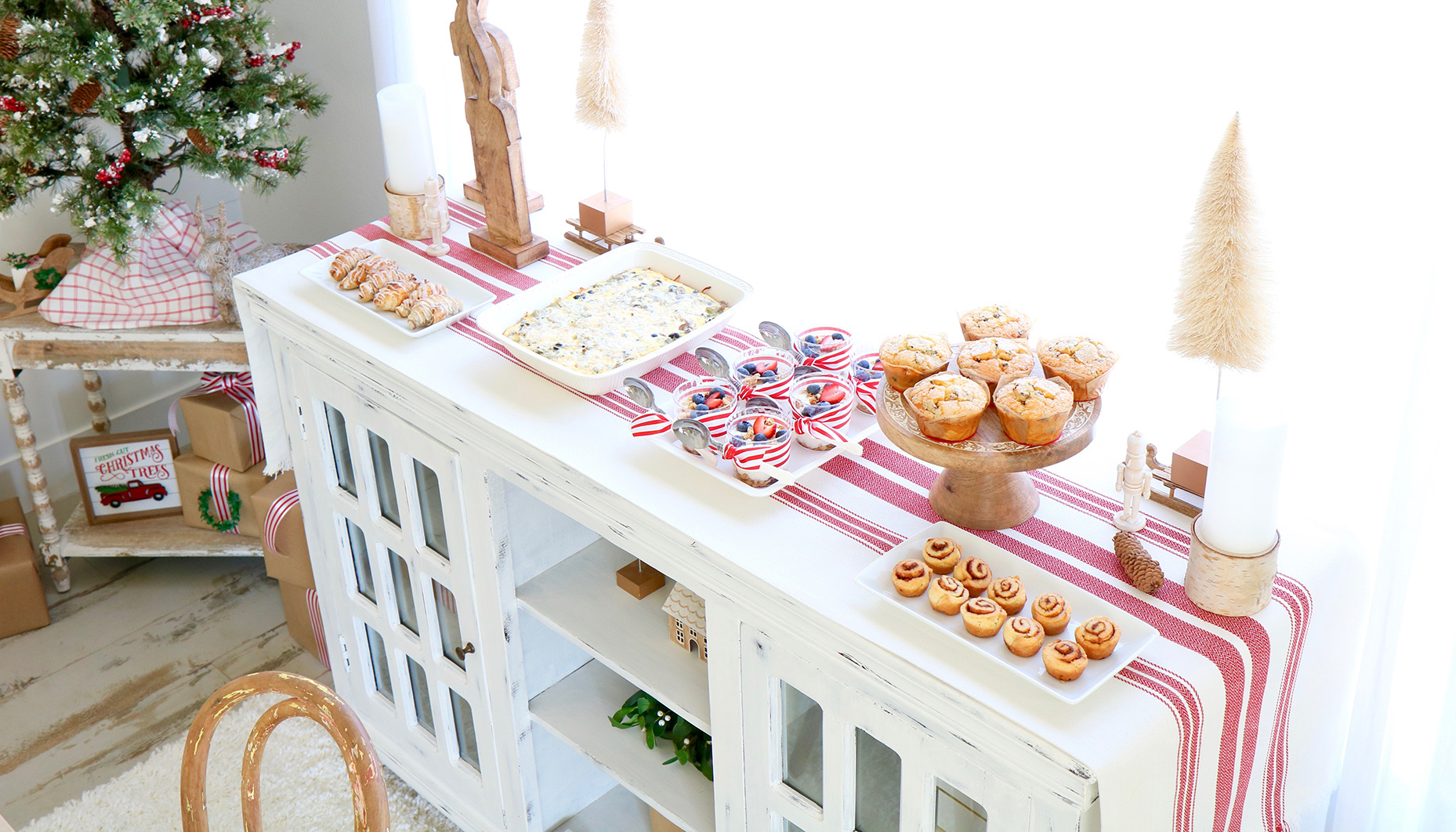 cozy farmhouse christmas brunch