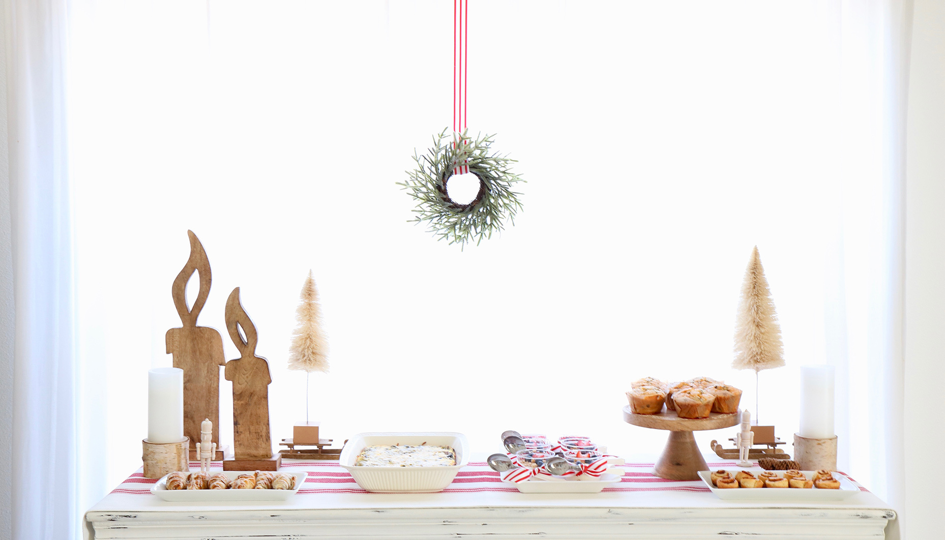 cozy farmhouse christmas brunch
