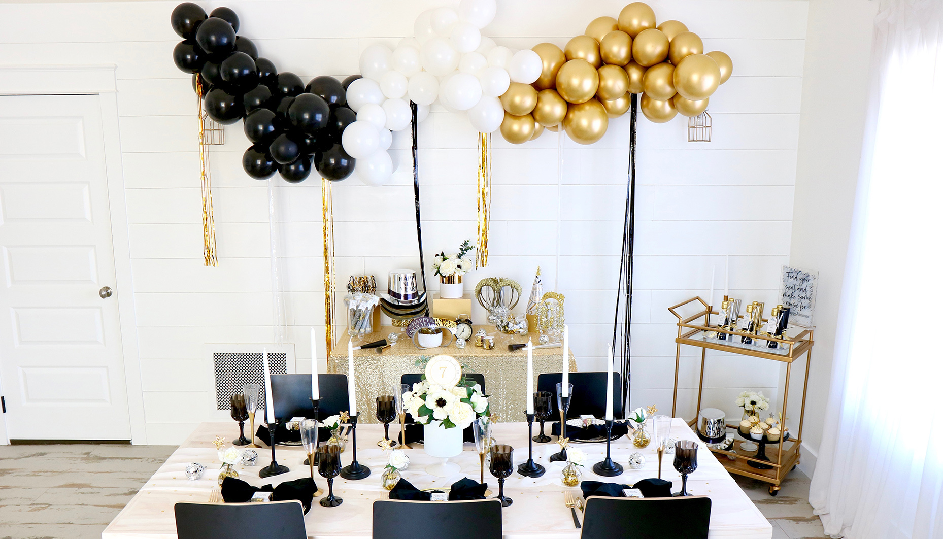 Chic-Black-White-and-Gold-New-Years-Eve-Wedding