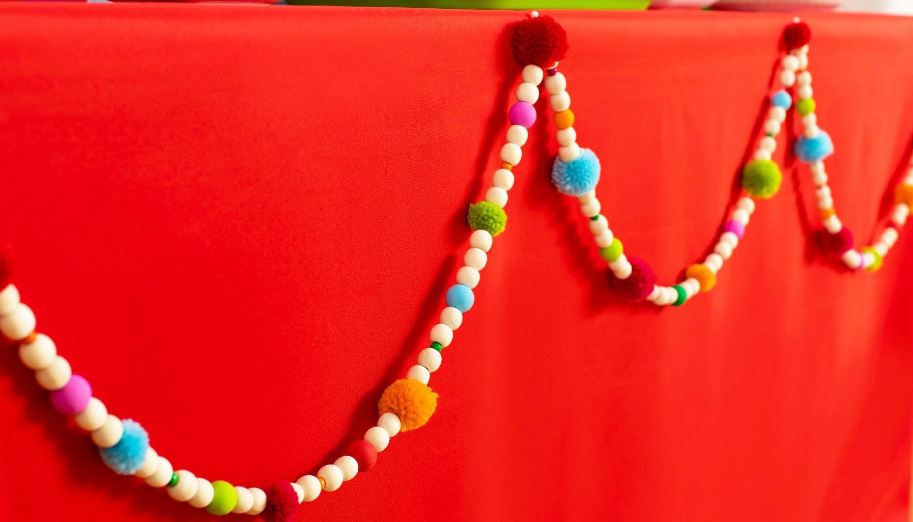 grinch-themed-holiday-party-11